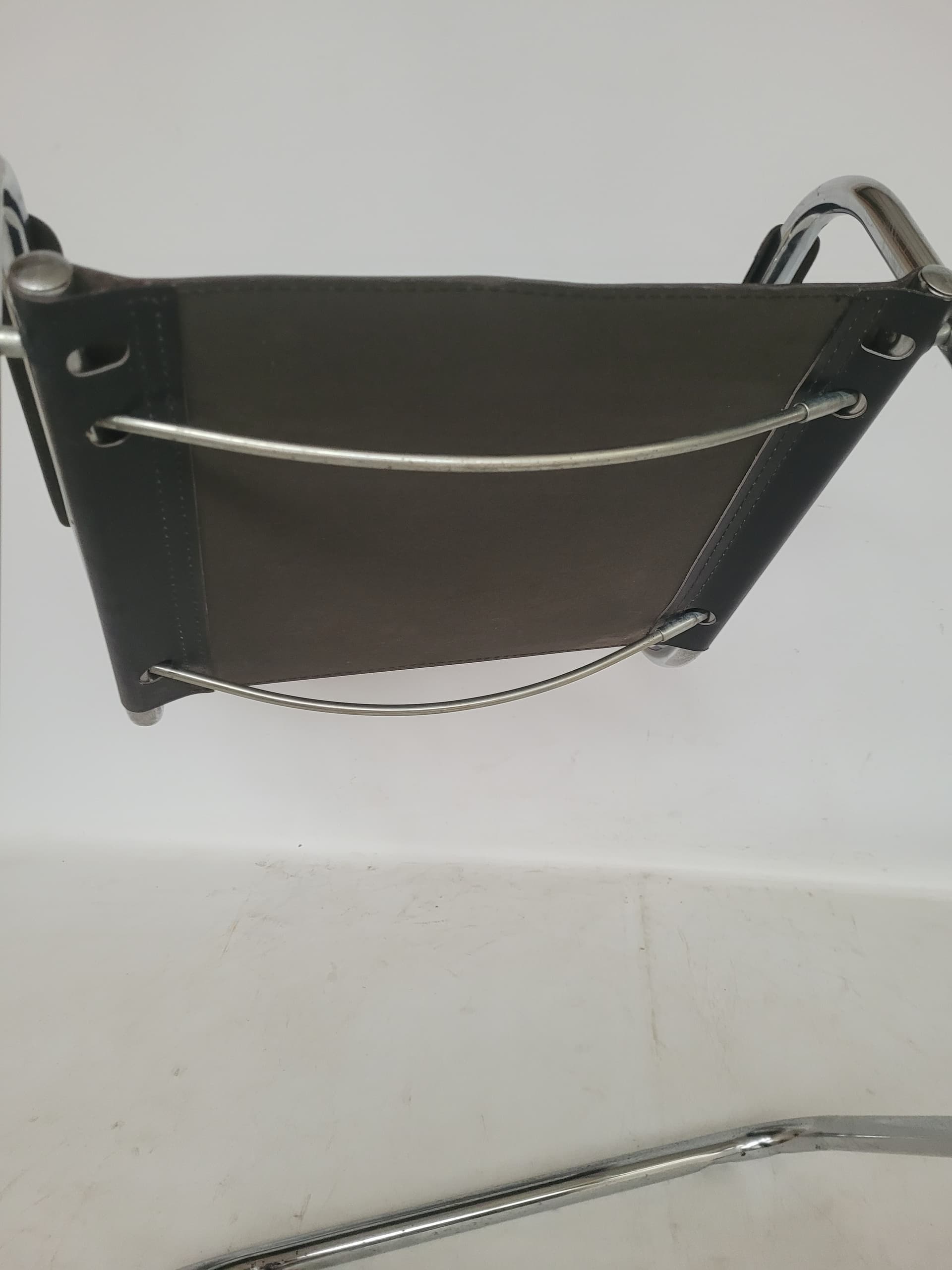 Armchair Bauhaus, black leather, chromed steel, 1970s. - 400963
