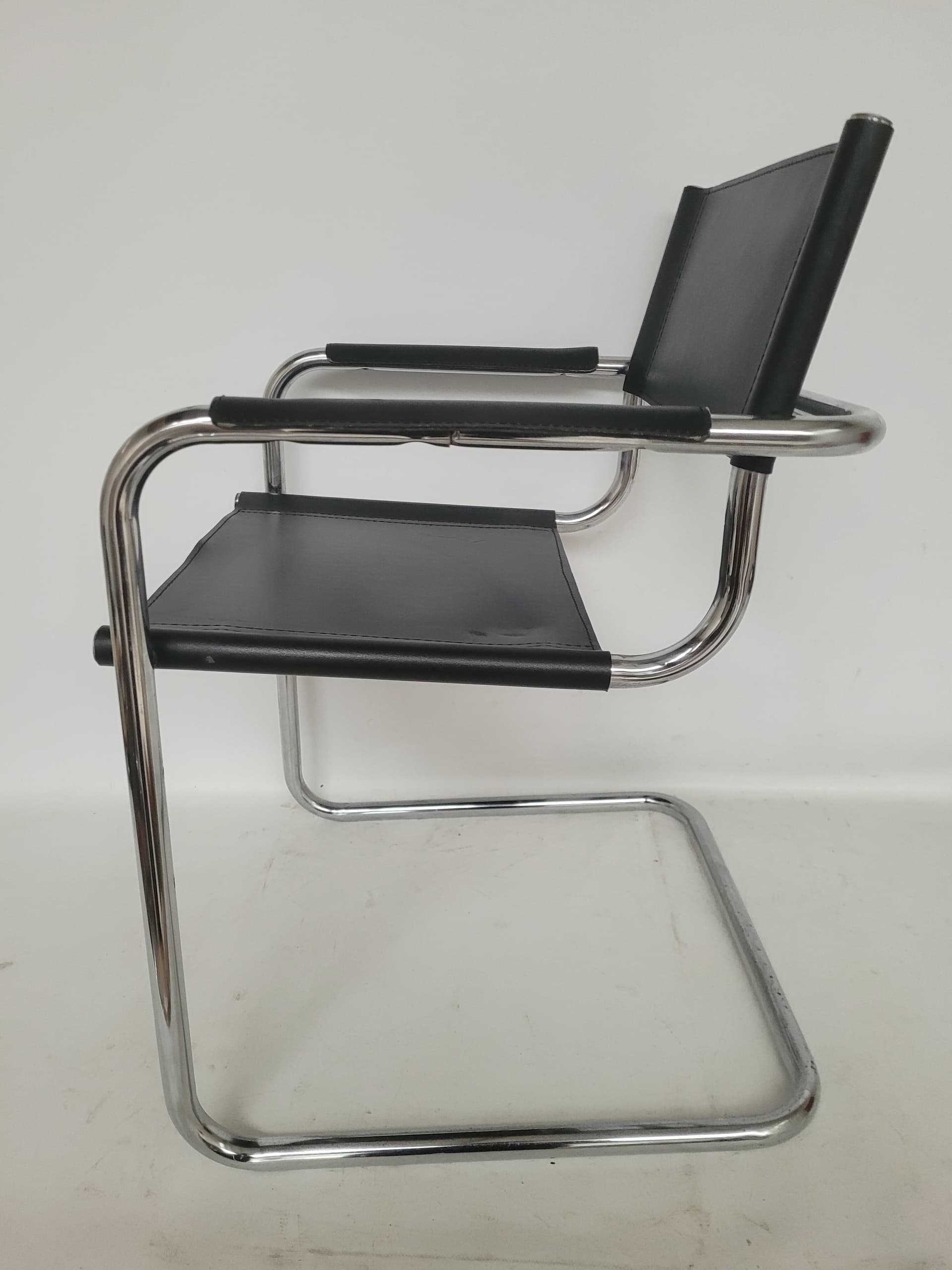 Armchair Bauhaus, black leather, chromed steel, 1970s. - 400957