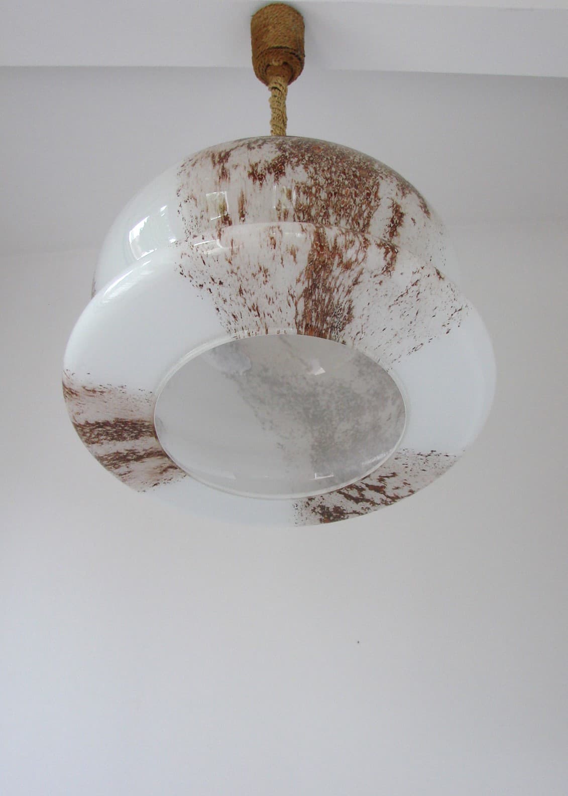 Lampa wisząca, szkło Murano biały brązowy, drewno, lata 70. - 401182