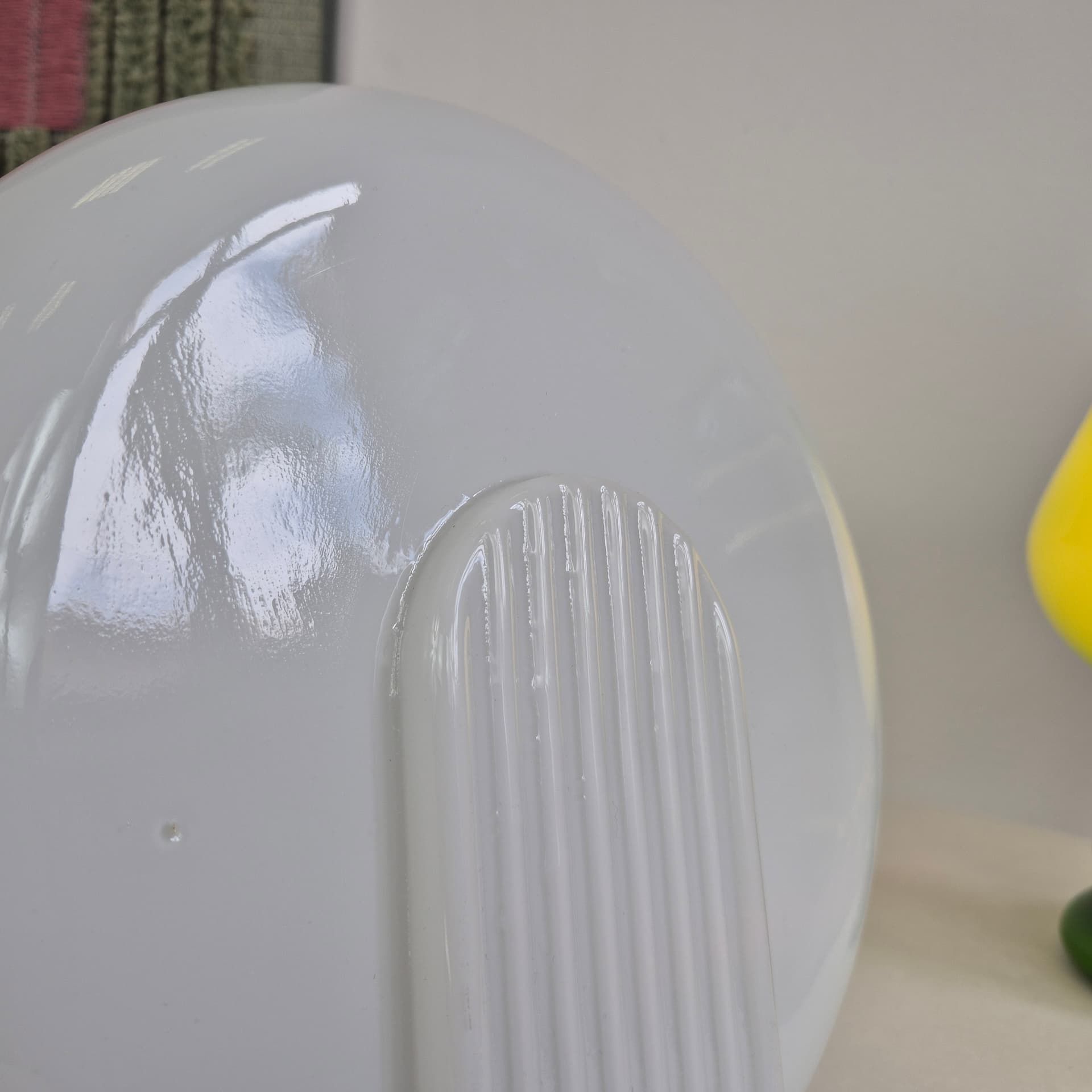 Plafon Art déco, szkło biały, Polska, lata 70. - 401291