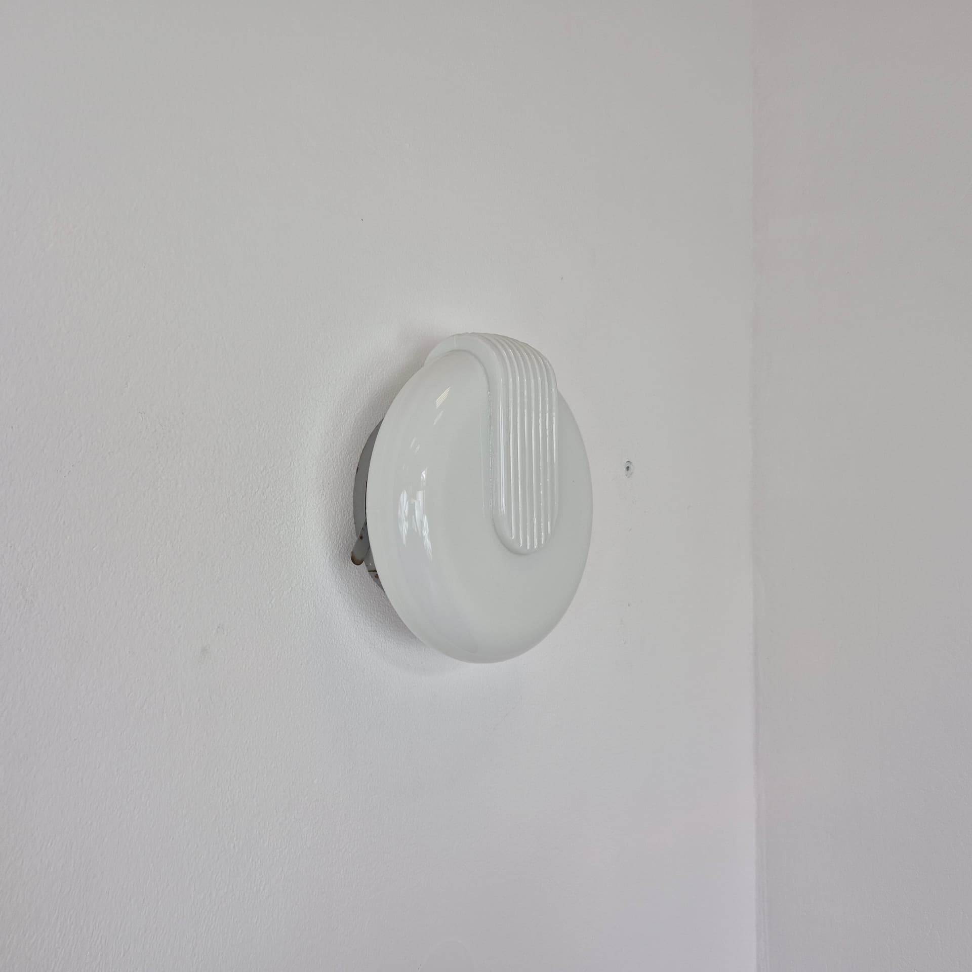Plafon Art déco, szkło biały, Polska, lata 70. - 401289