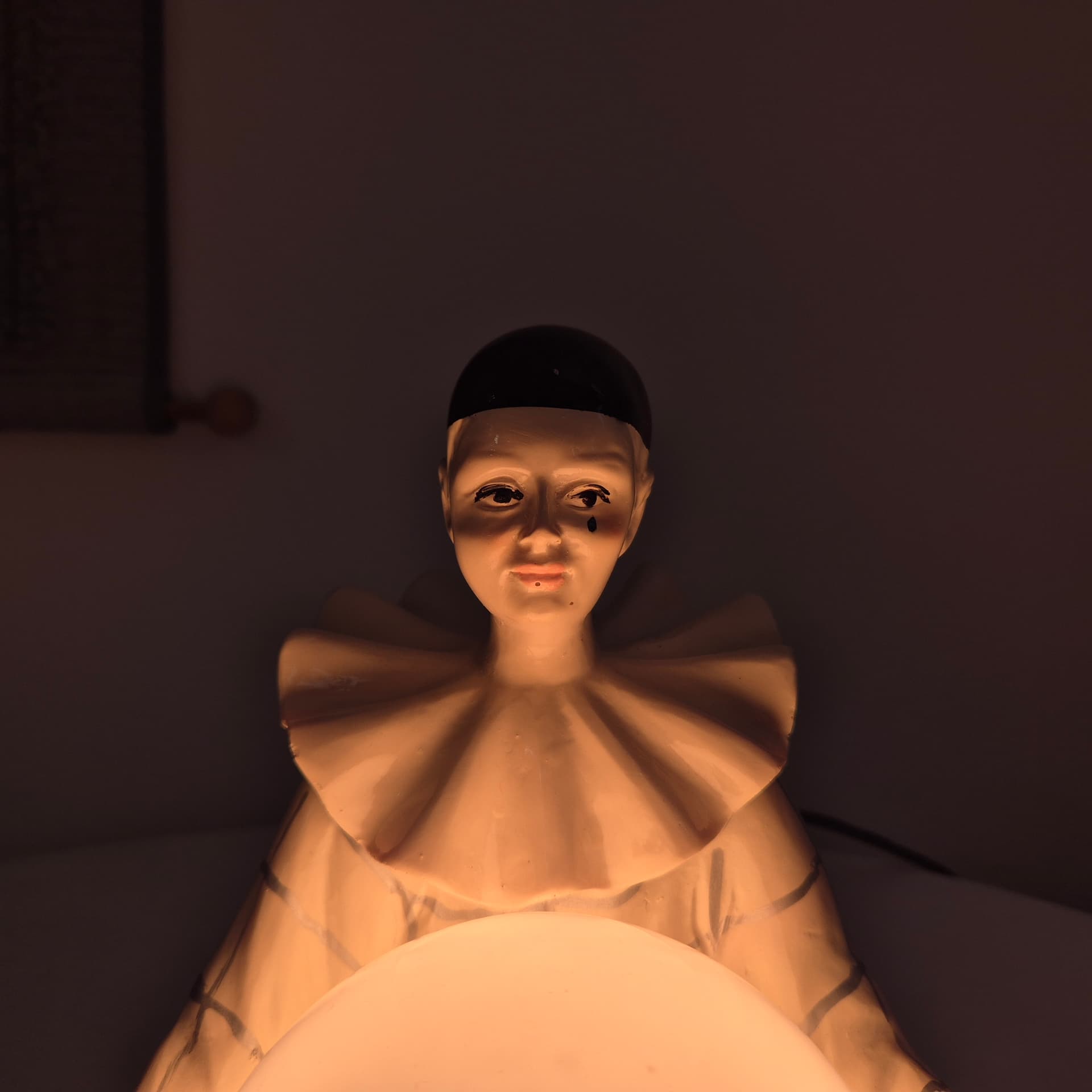 Table lamp Pierrot, beige black white red, ceramic glass, Italy, 1960s. - 401335