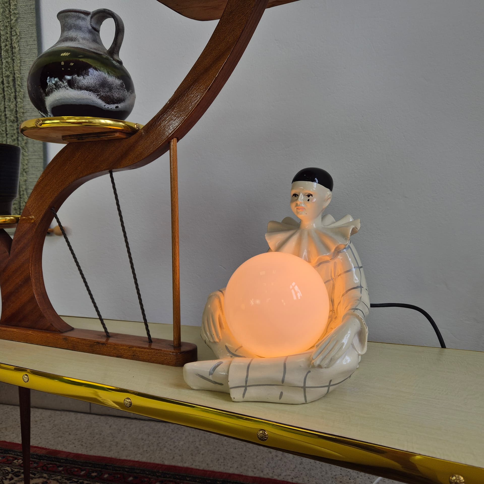 Table lamp Pierrot, beige black white red, ceramic glass, Italy, 1960s. - 401327