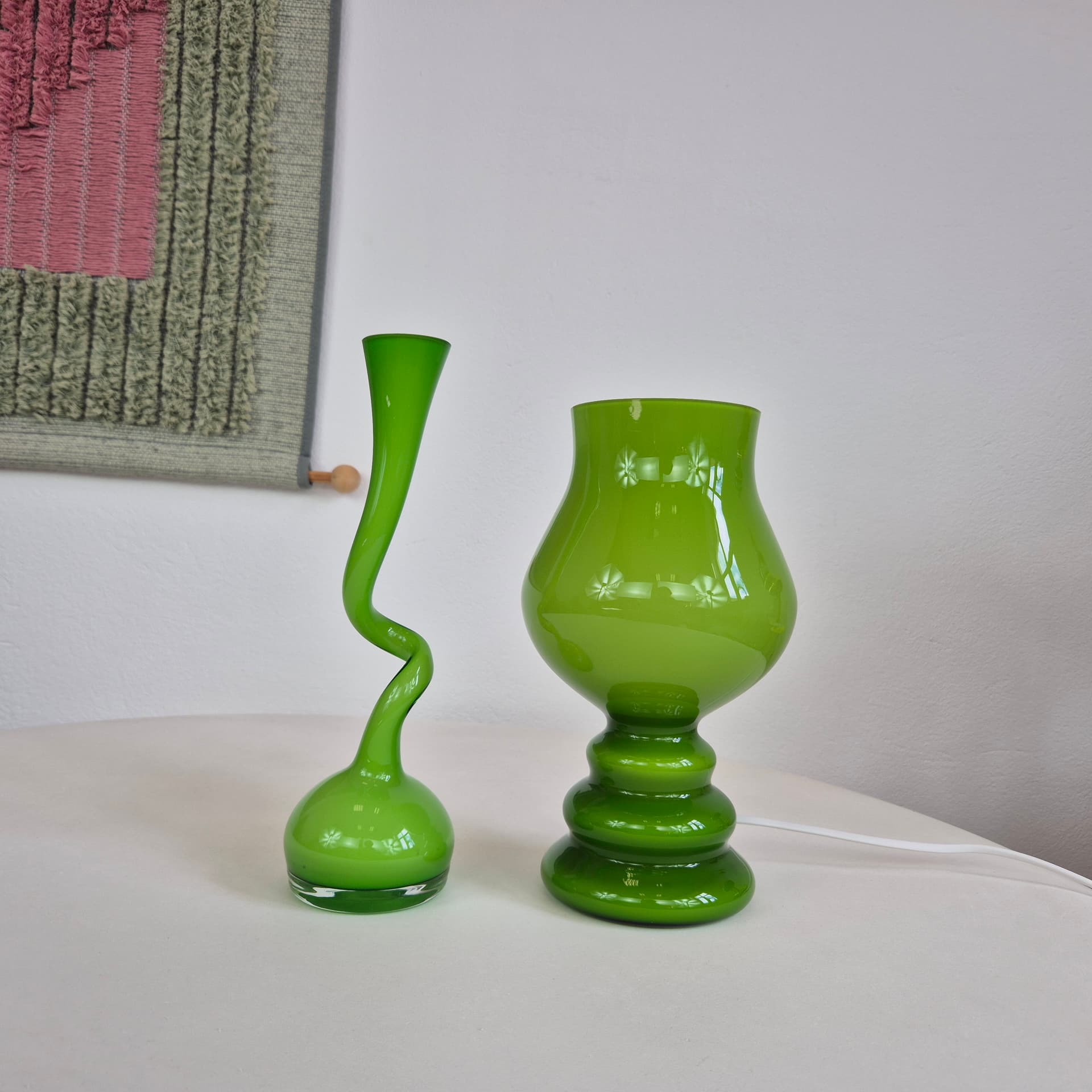Table lamp Flygsfors, green glass, Sweden, 1960s. - 401338
