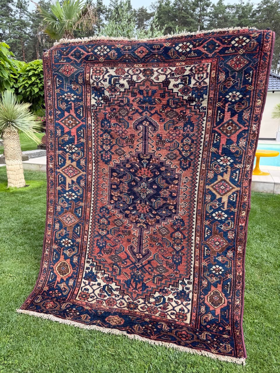 Rug Farahan 190x130 cm, blue red beige white, wool, Iran, 1930s. - 401414