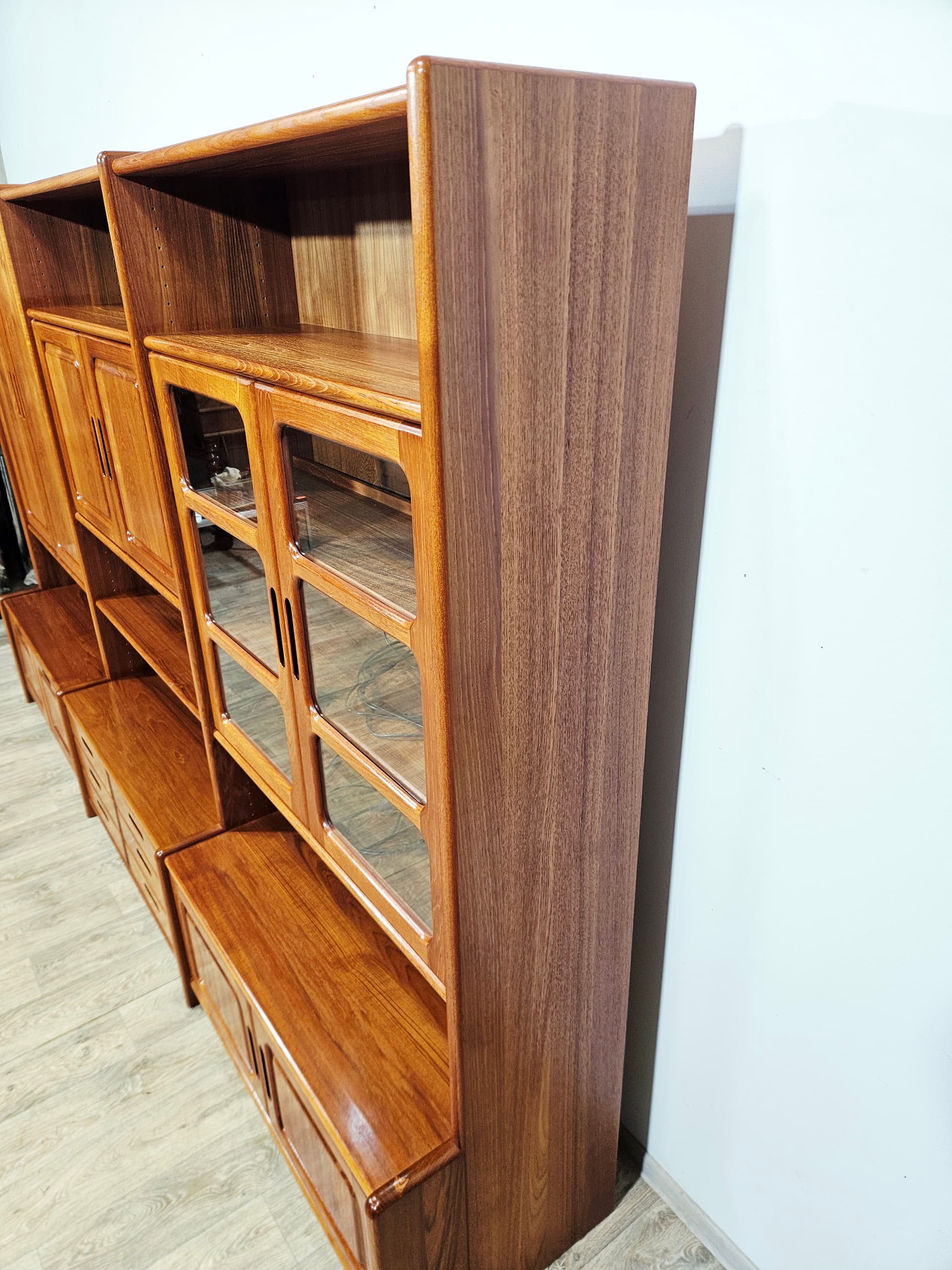 Regał modułowy, brązowy teak szkło, Dania, lata 70. - 401430