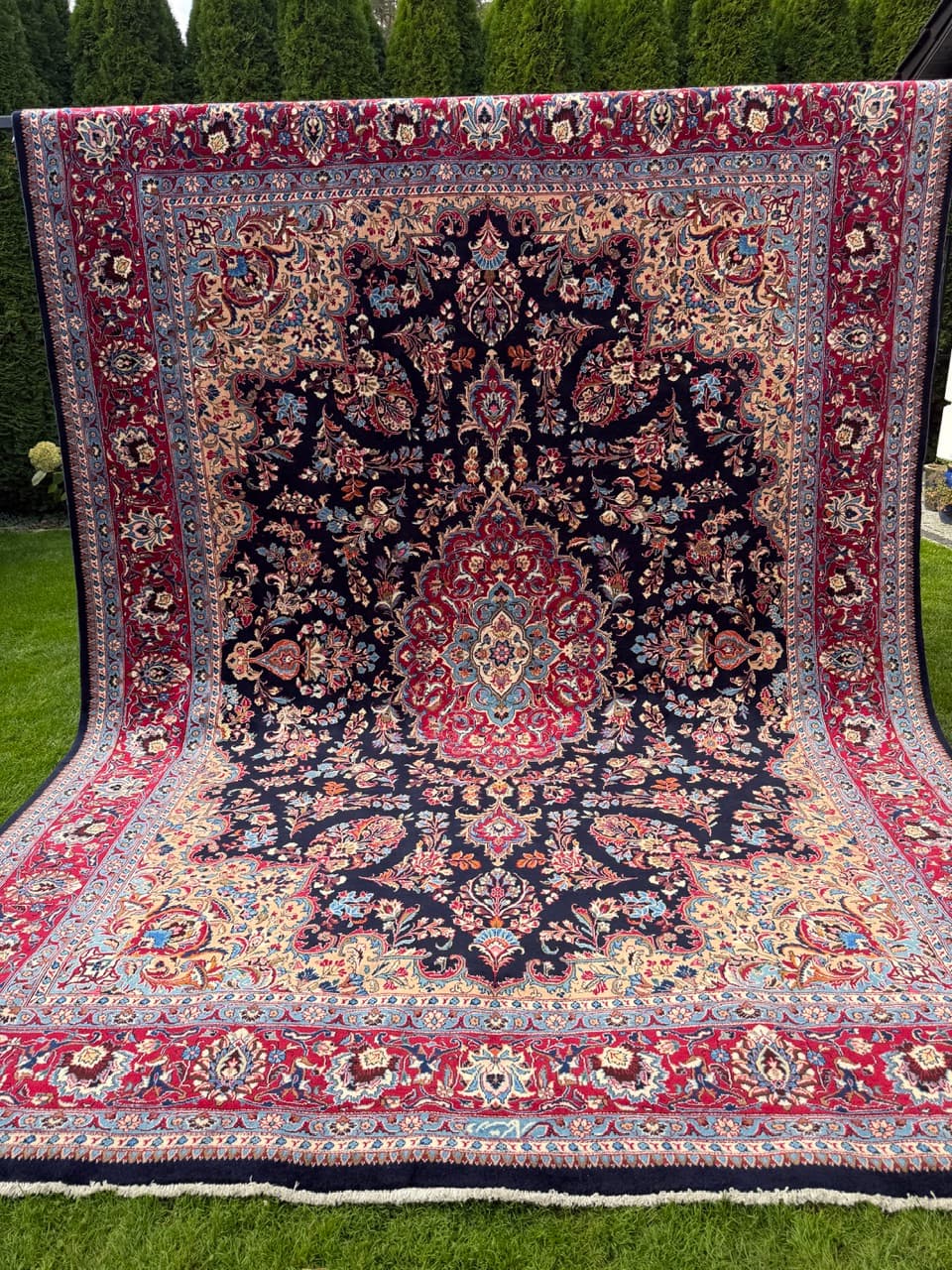 Rug Kashmar Figural 400x300 cm, blue red white gold wool, Iran - 401507