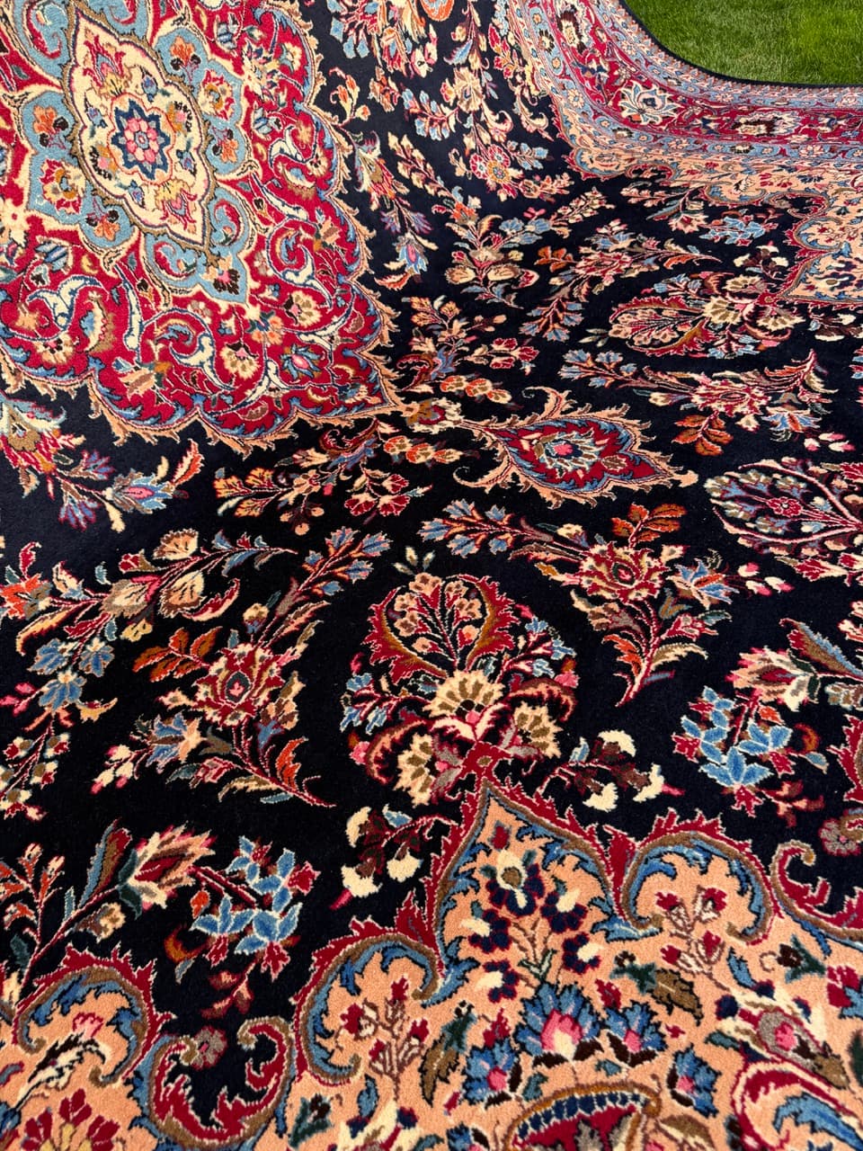 Rug Kashmar Figural 400x300 cm, blue red white gold wool, Iran - 401520