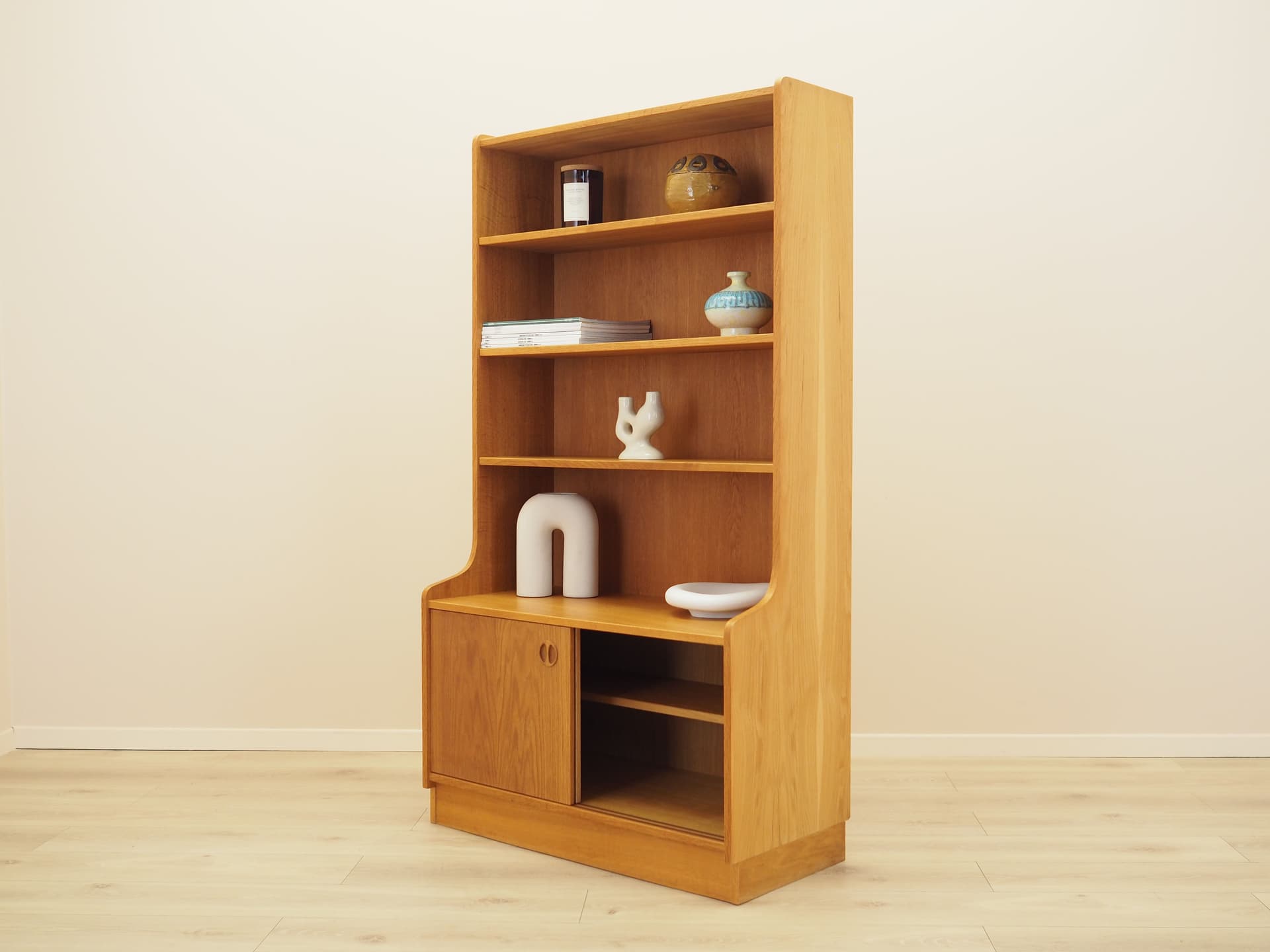 Biblioteczka, jesion brązowy, Dania, lata 70. - 401595