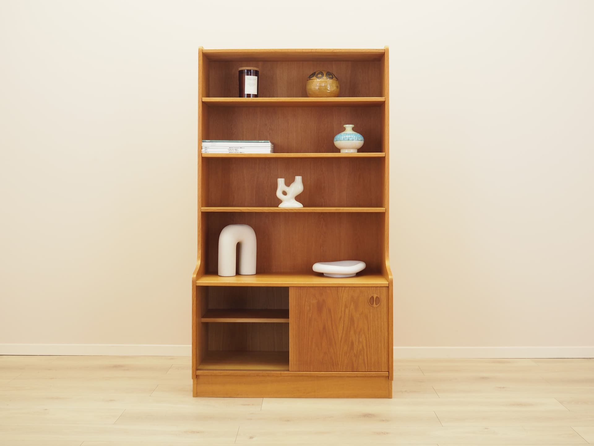 Biblioteczka, jesion brązowy, Dania, lata 70. - 401593