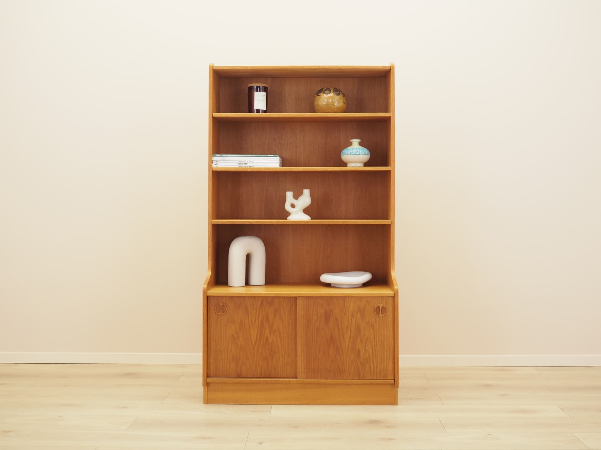 Biblioteczka, jesion brązowy, Dania, lata 70. - 401592