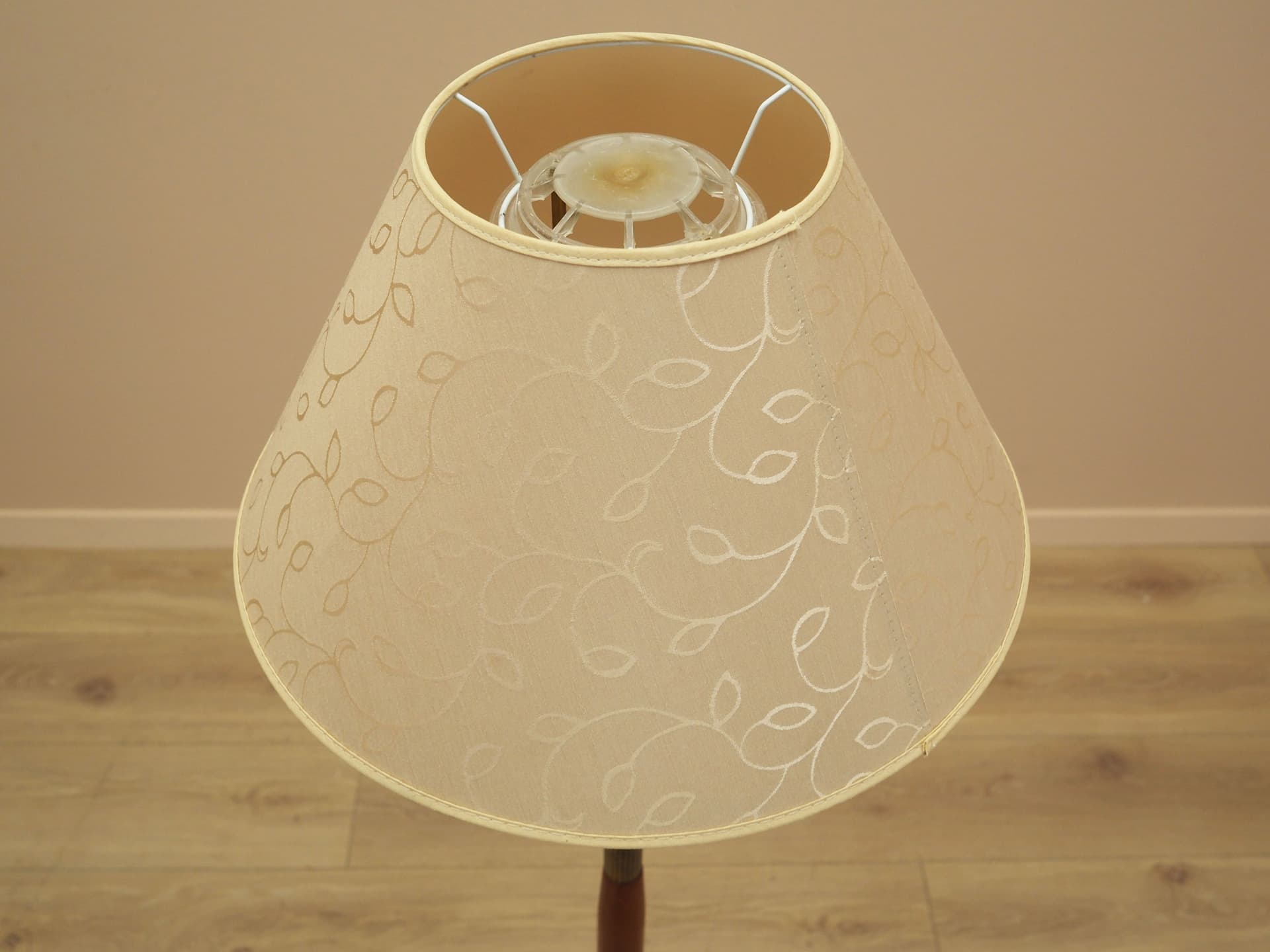 Floor lamp, brown wood, gold brass, beige fabric, Denmark, 1960s. - 401623
