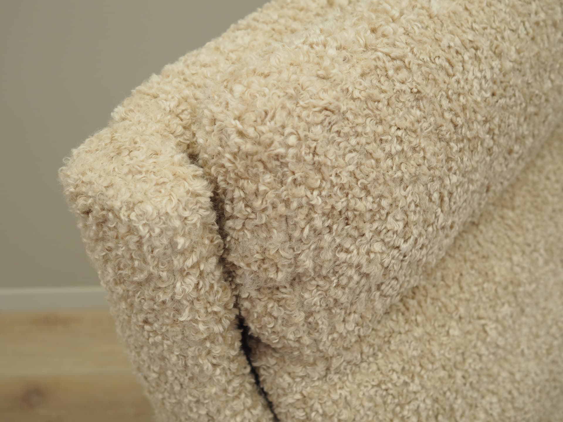 Armchair 3332, beige, bouclé, wood, by A. Vodder, for Fritz Hansen, Denmark, 1960s - 64772