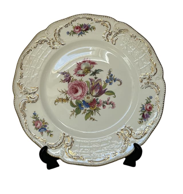 Dinner plate Sanssouci Diplomat 27 cm, beige porcelain, gilding, 1930s. - DIMENSION