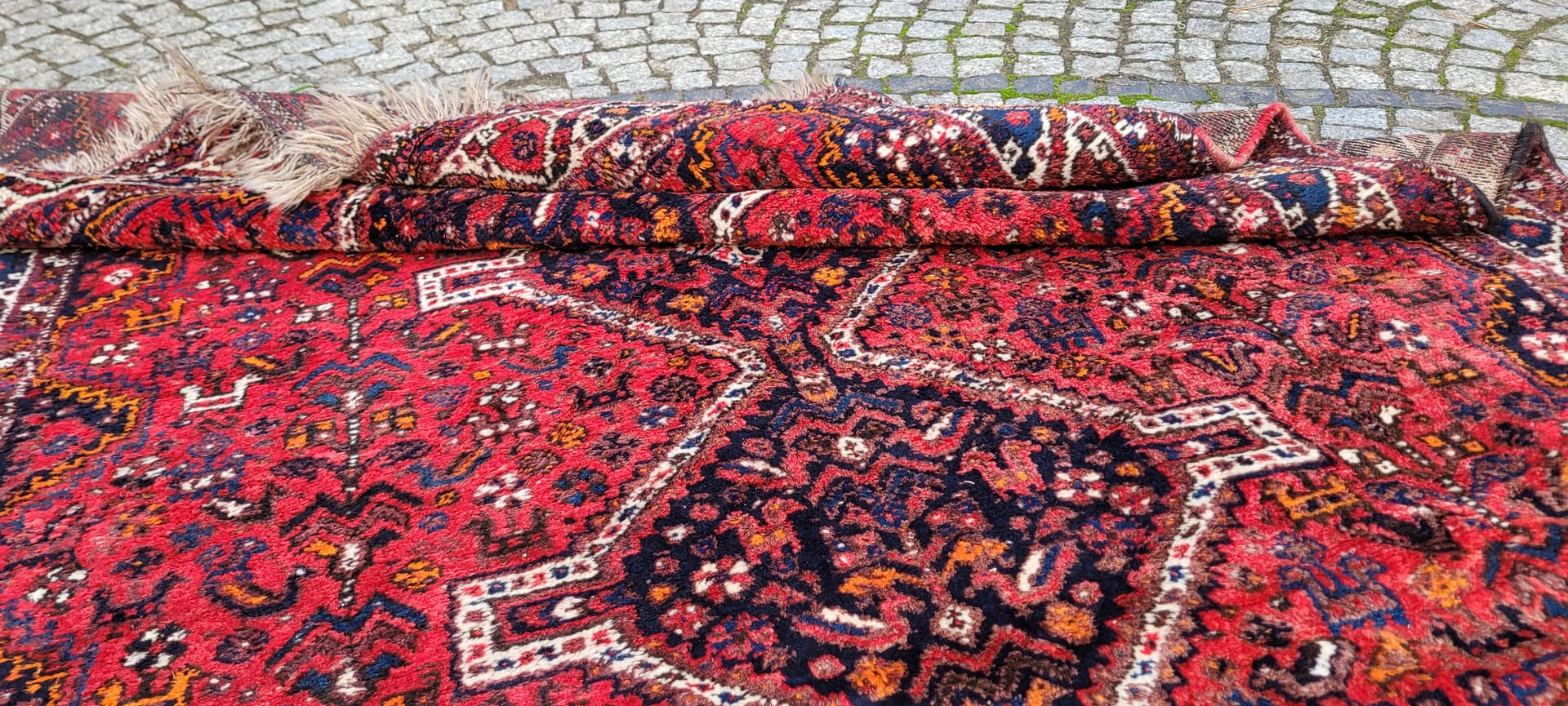 Rug Qashqai, 170x205 cm, red blue, wool, Iran, 1970s. - 401885