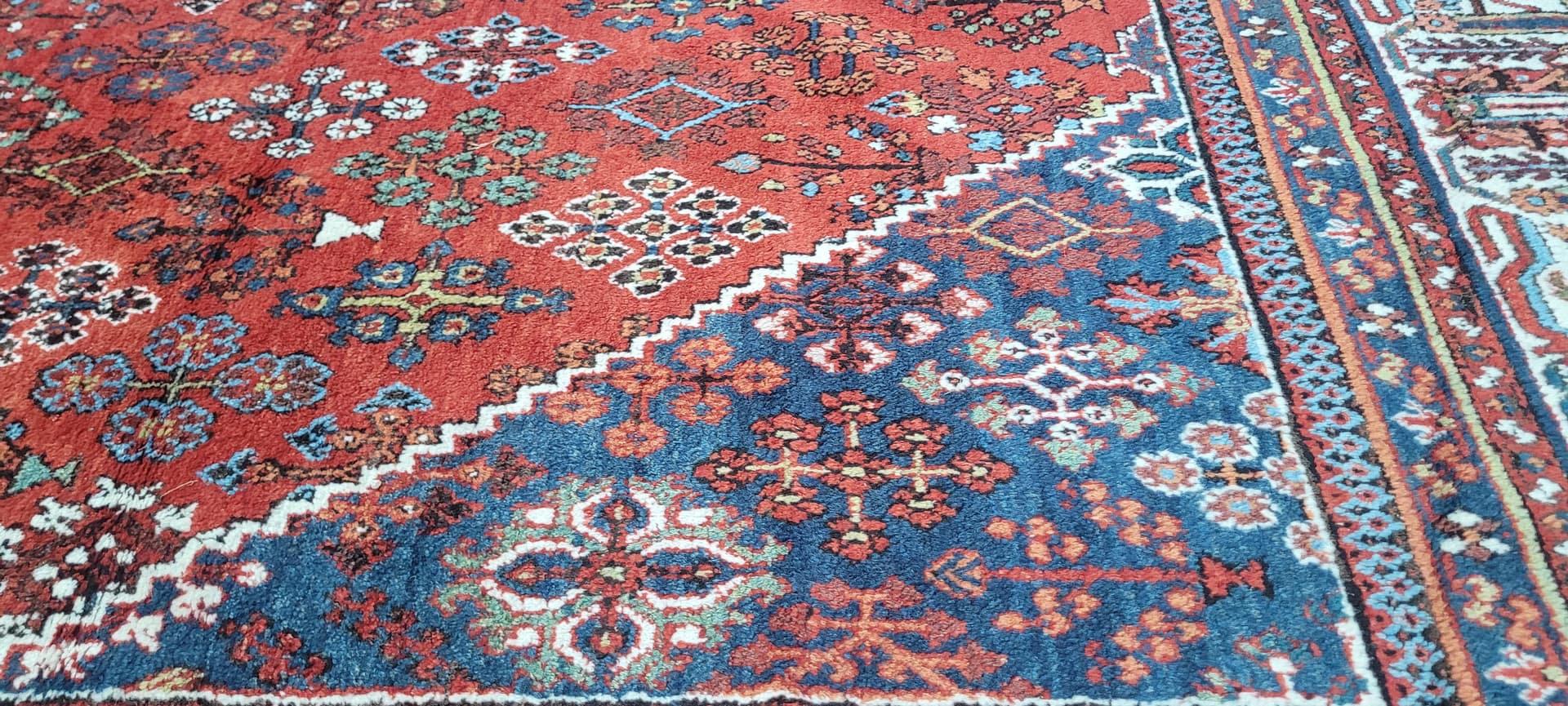 Rug Dzhushagan, 255x380 cm, wool red blue white brown, Iran - 401954