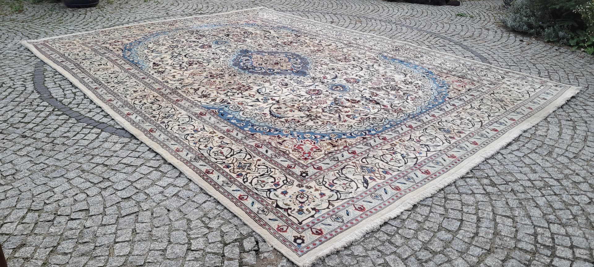 Rug Nain 300x430 cm, white blue, wool silk, Iran, 1970s. - 402018