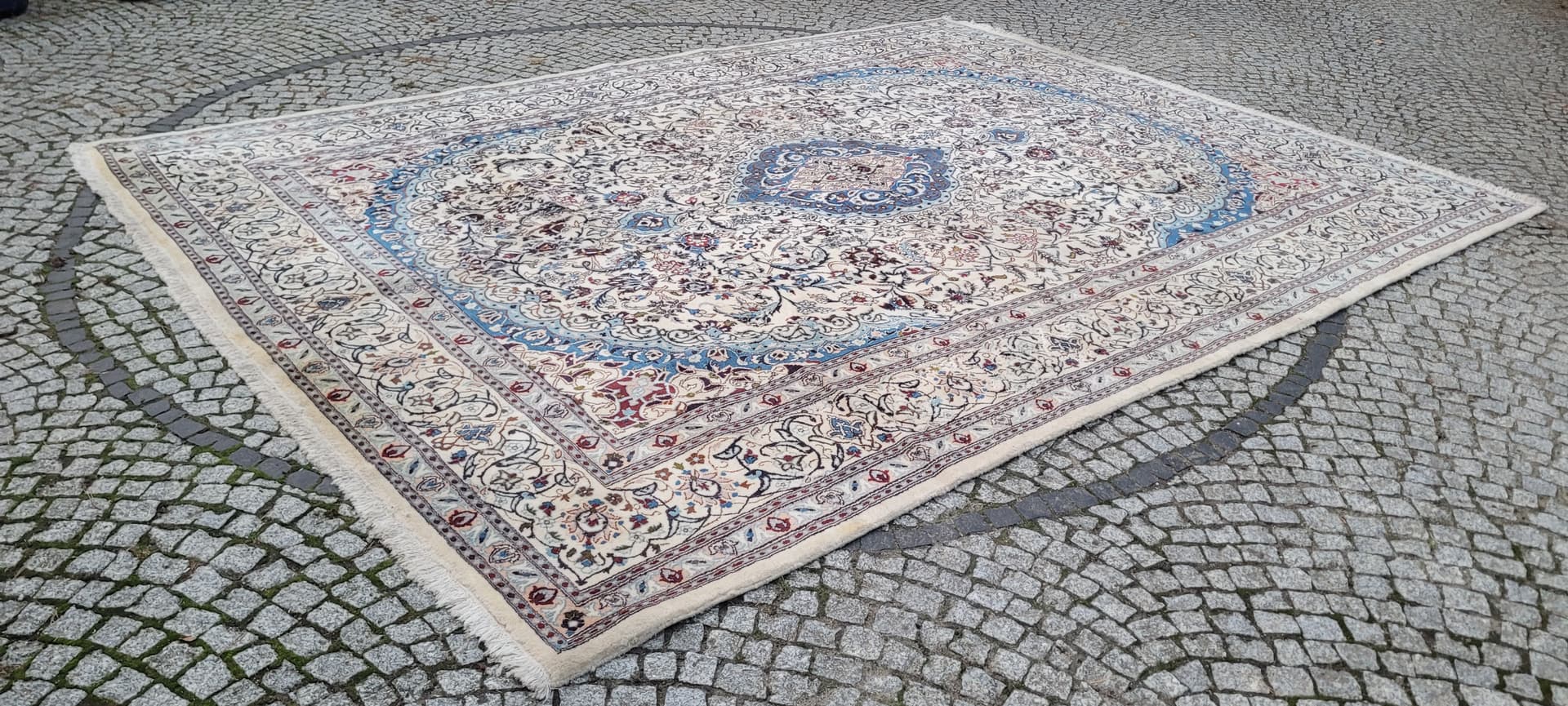 Rug Nain 300x430 cm, white blue, wool silk, Iran, 1970s. - 402021
