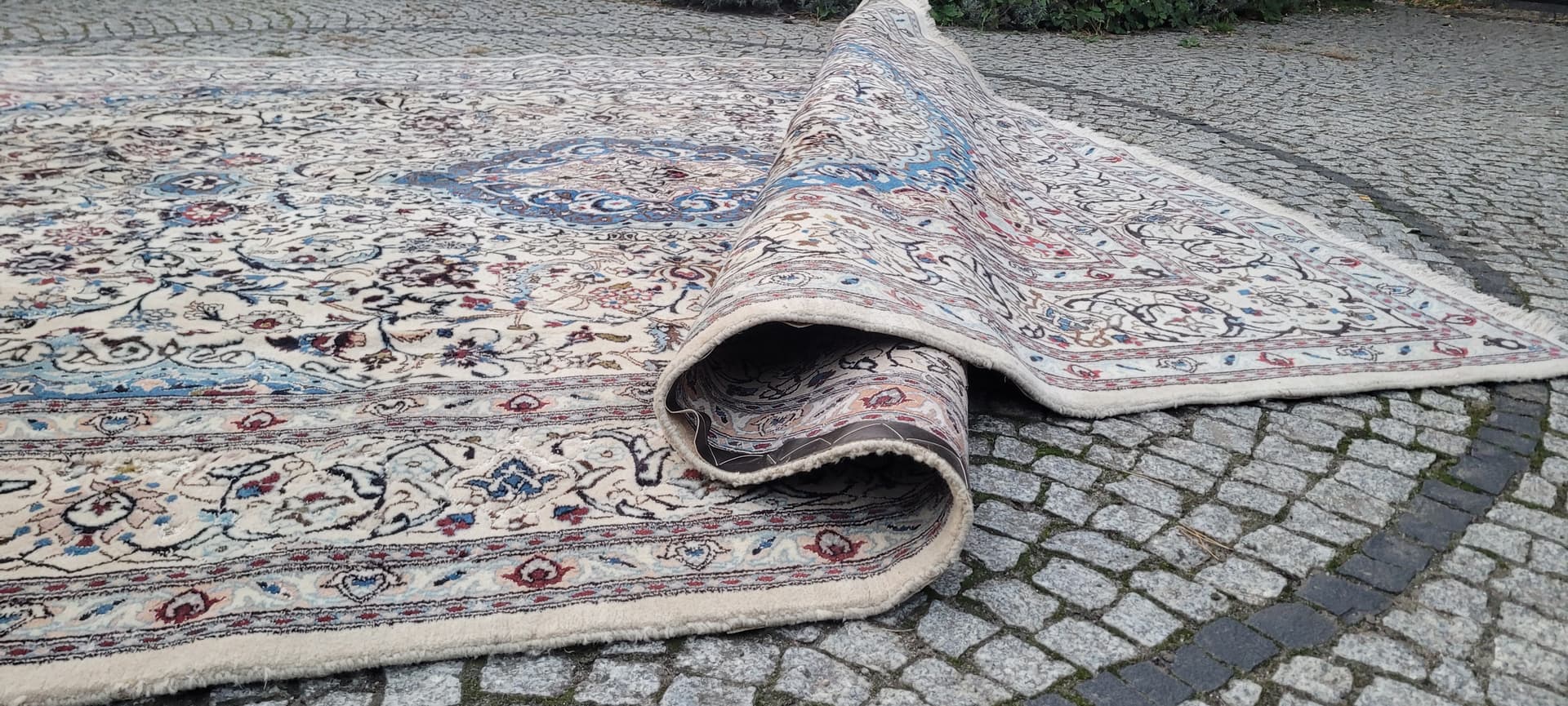 Rug Nain 300x430 cm, white blue, wool silk, Iran, 1970s. - 402016