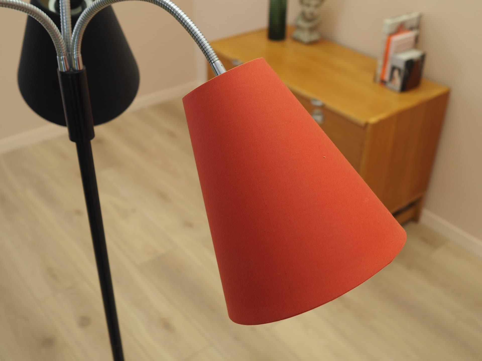 Lampa podłogowa, czarny kremowy czerwony, metal, Dania - 402275