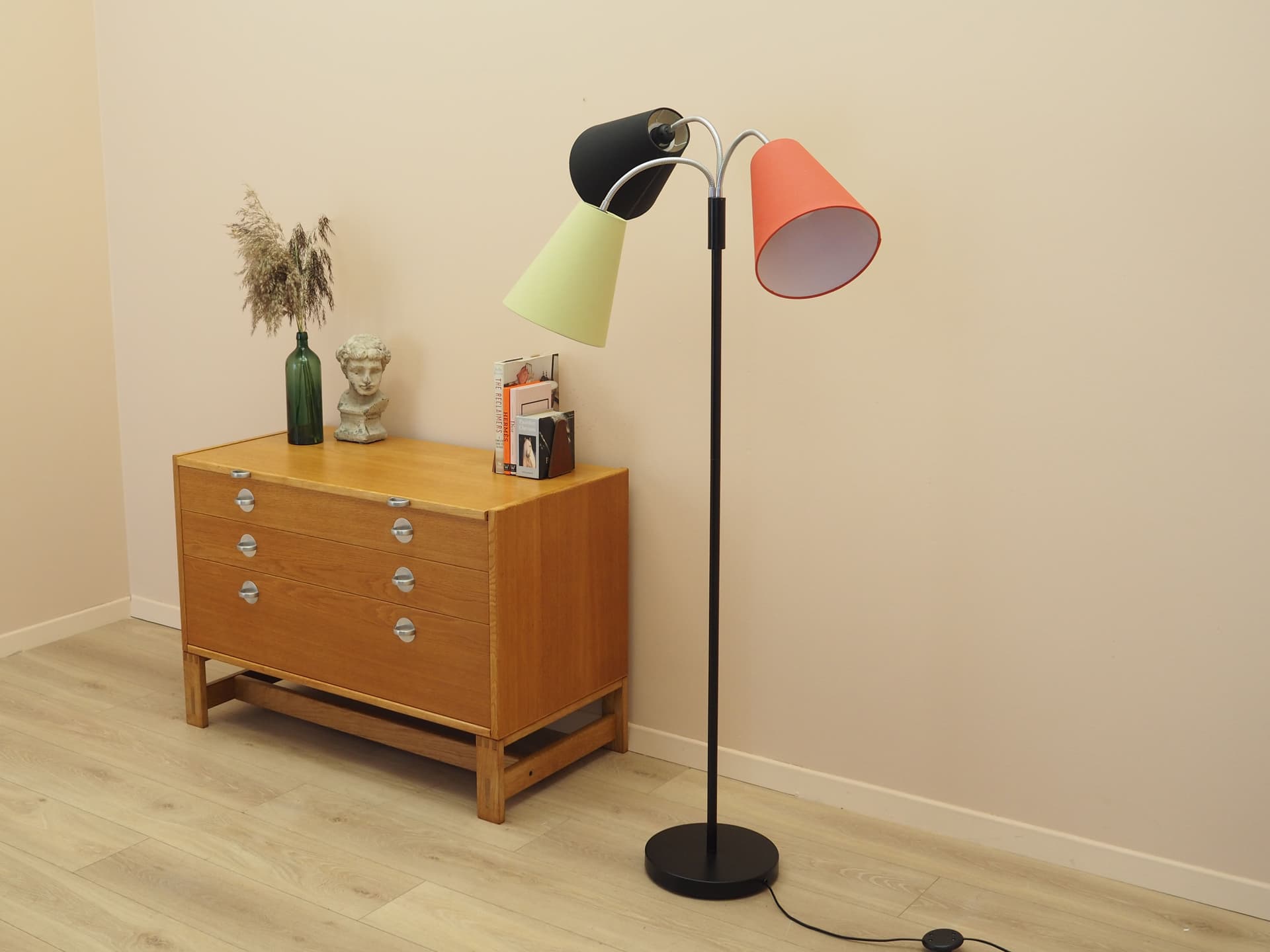 Lampa podłogowa, czarny kremowy czerwony, metal, Dania - 402273