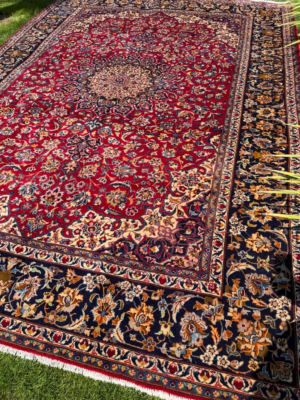 Rug Keshan 400x300 cm, red blue gold beige white, cashmere wool, Iran - 402399