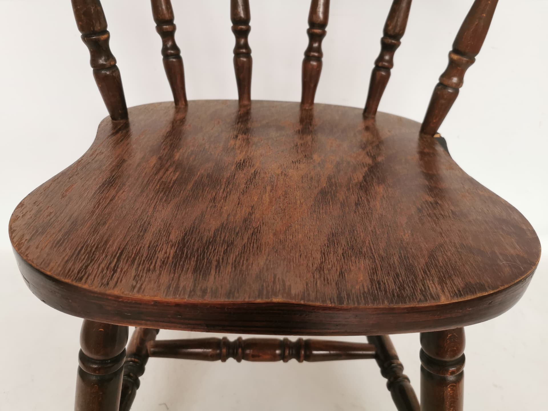 Armchair Windsor Bonanza, brown wood, Romania, 1920s. - 402546