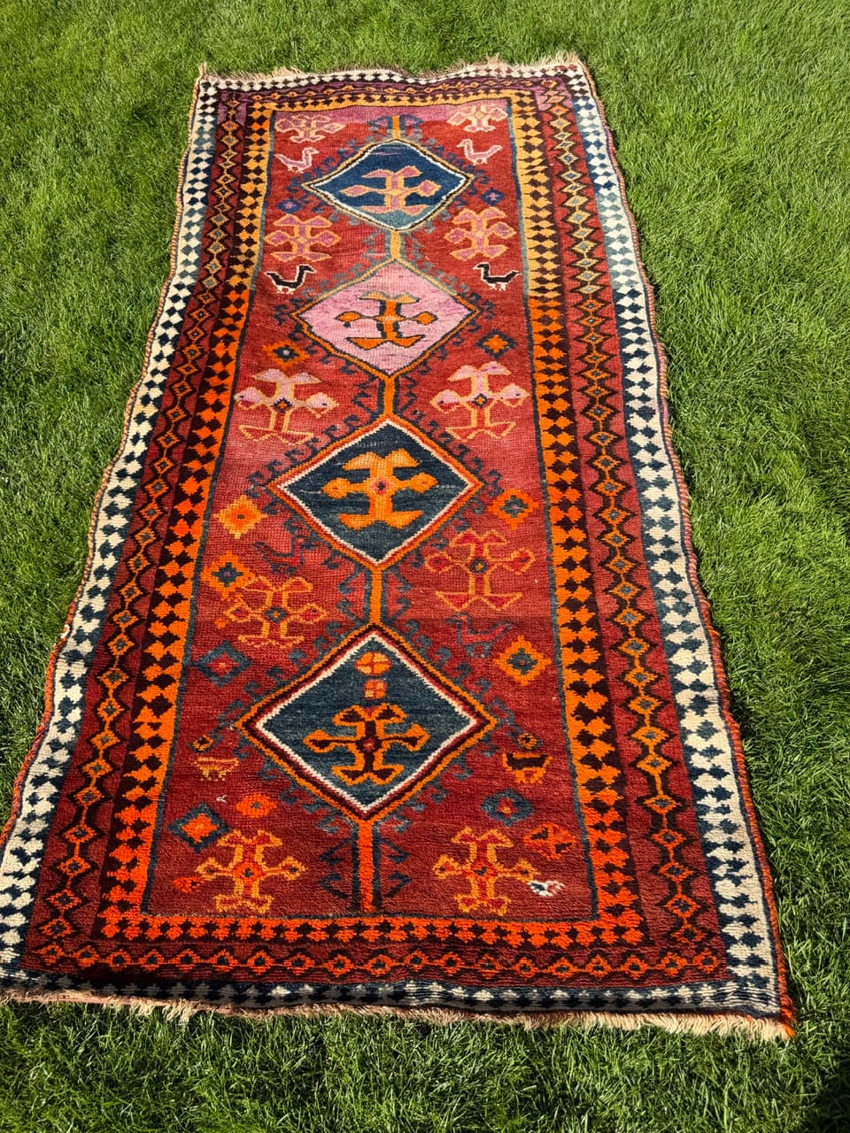 Rug Shiraz 210x100 cm, red blue yellow, wool, Iran, 1940s. - 402563