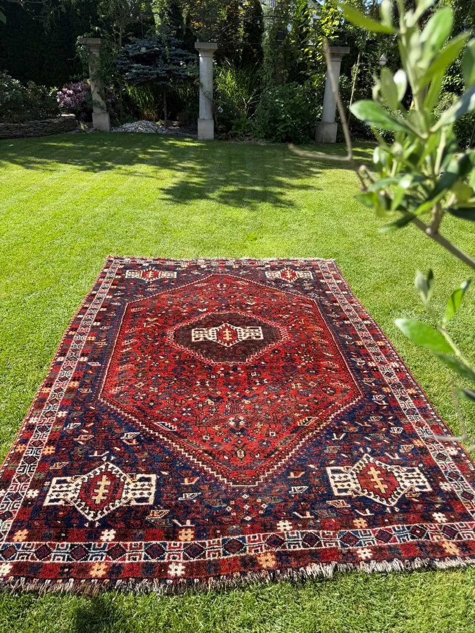 Rug Shiraz 310x210 cm, red, wool, Iran, 1950s - 402614