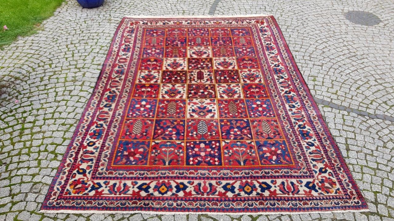 Dywan Bakhtiari 300x210 cm, czerwony niebieski biały żółty zielony, wełna bawełna, Iran, lata 70. - 402678