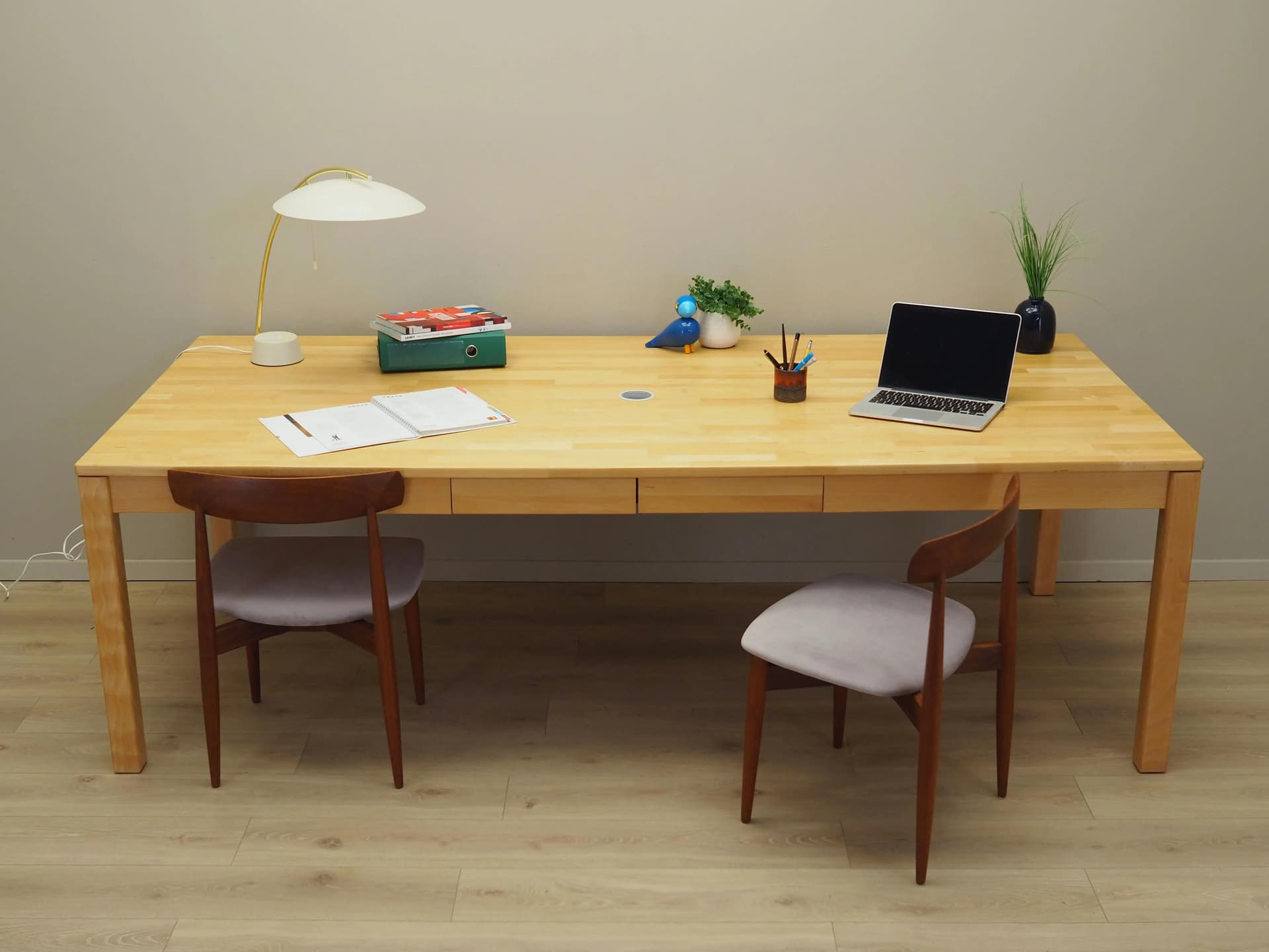 Desk, yellow beech, Denmark, 1980s. - 29560