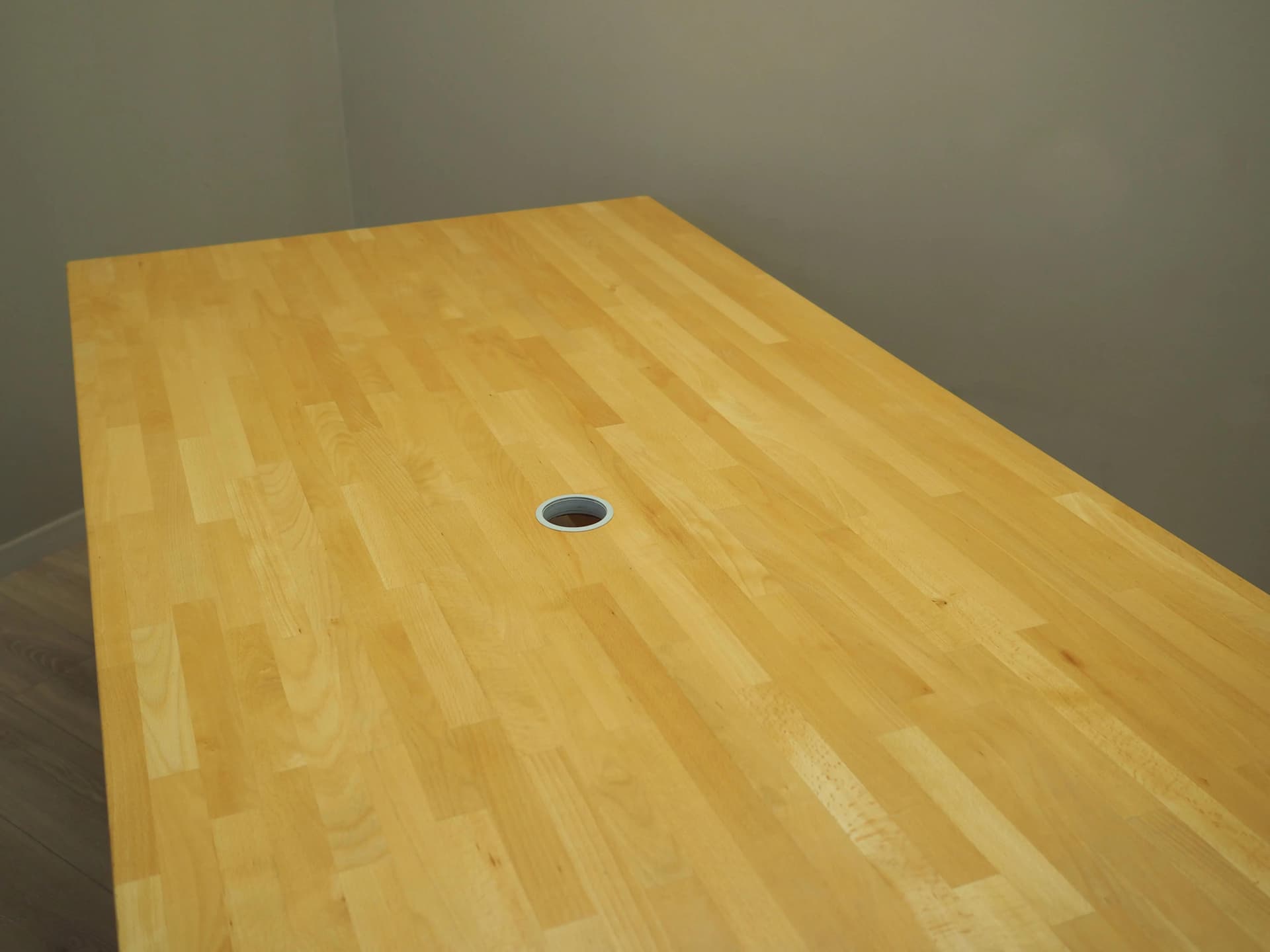 Desk, yellow beech, Denmark, 1980s. - 29563