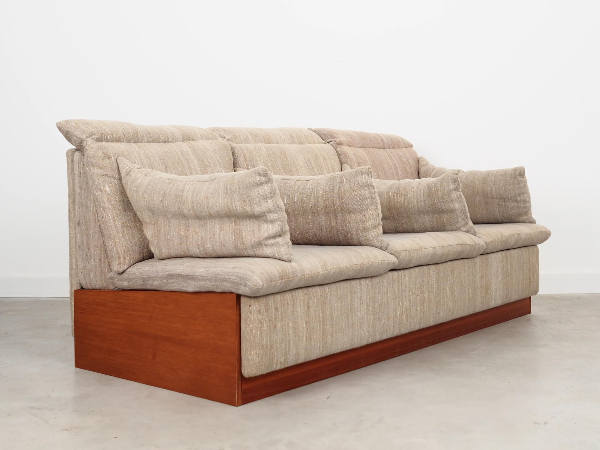 Sofa, beżowa tkanina, teak, Dania, lata 70. - 29522