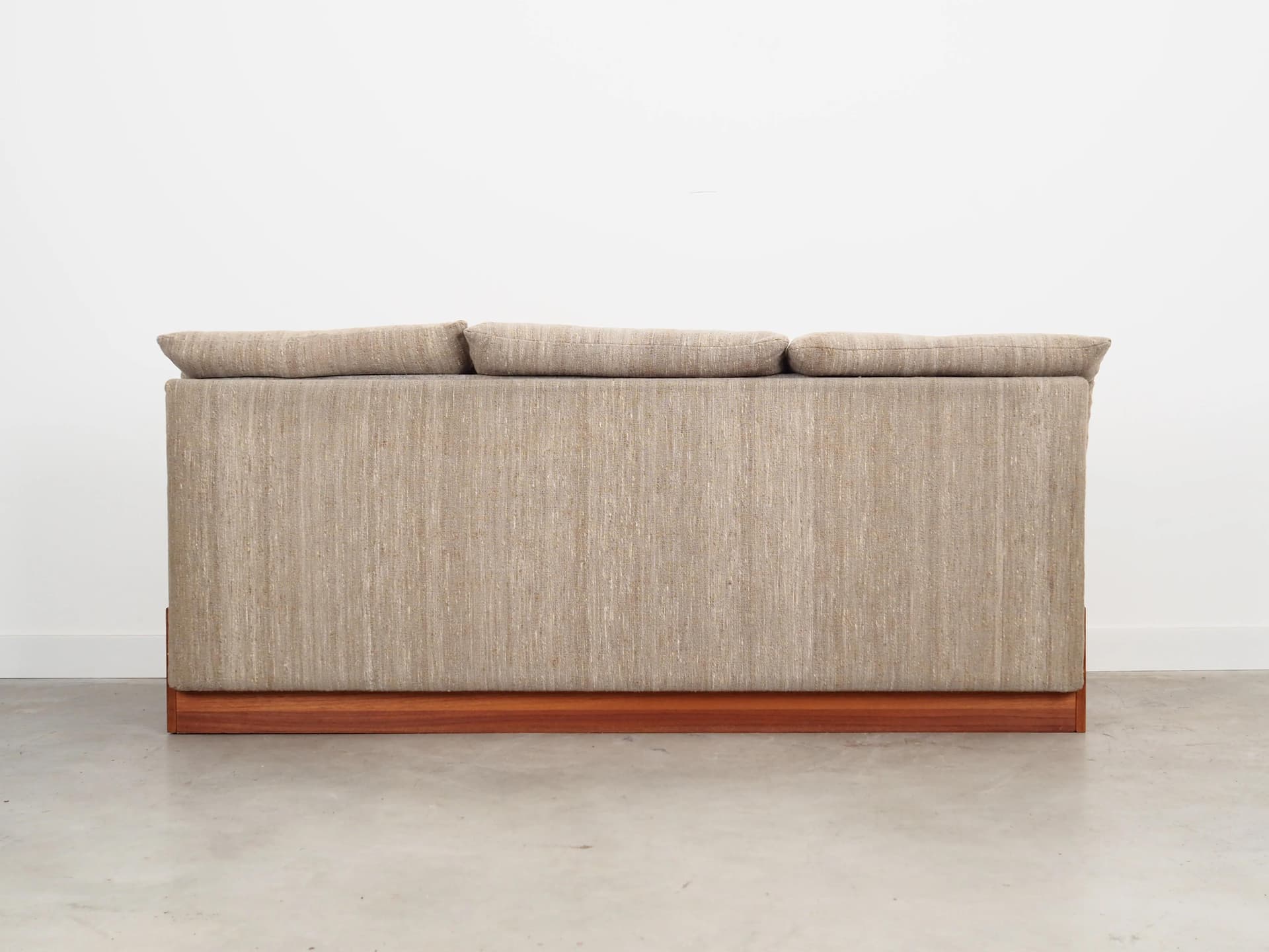 Sofa, beżowa tkanina, teak, Dania, lata 70. - 29523