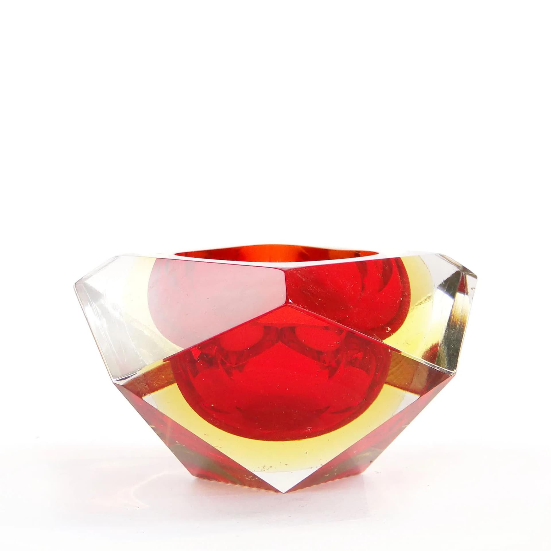 Bowl Mandruzatto, red glass, by F. Poli, Italy, 1950s. - 29791