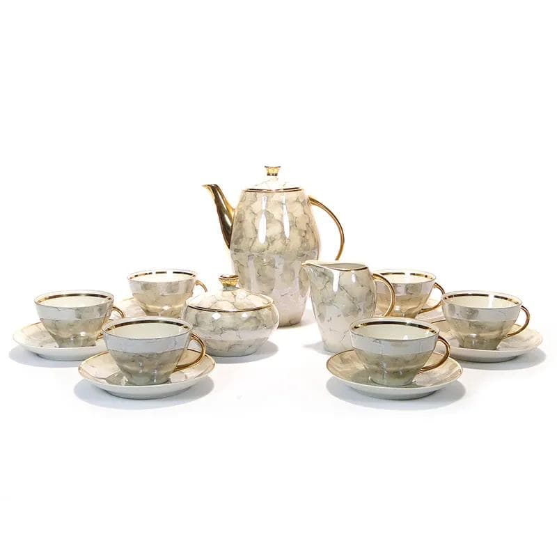 Kremowobiały, marmurkowy serwis kawowy z porcelany ze złoceniami, proj. W. Potacki dla Karolina, Polska, lata 60. - 30082