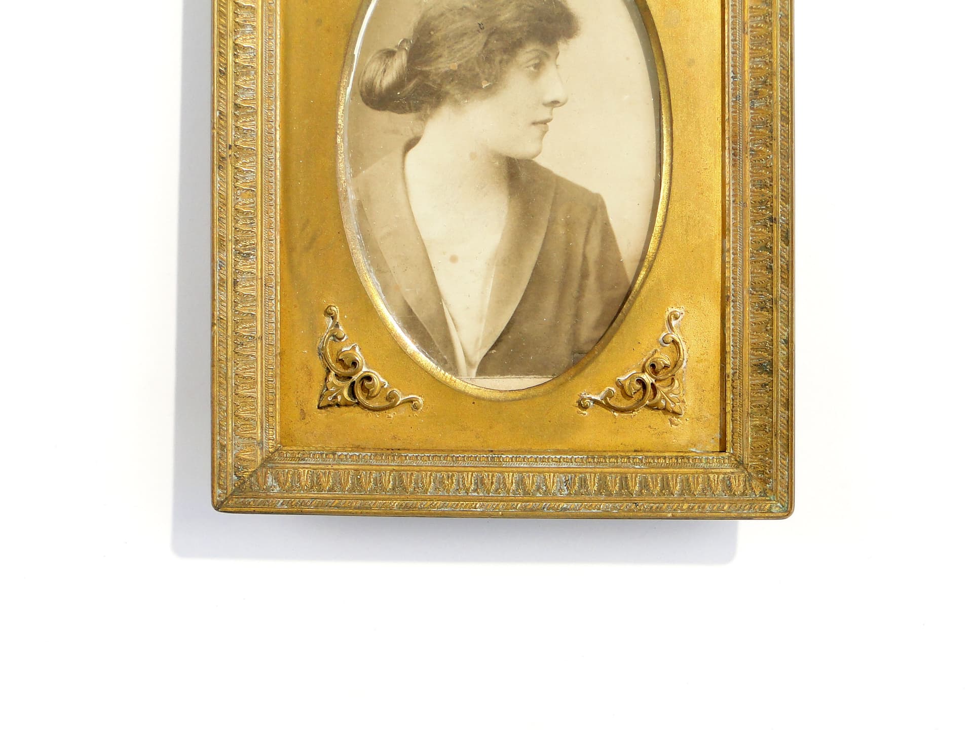 Photo Frame Napoleon III, gilt bronze, France, 19th c. - 3575
