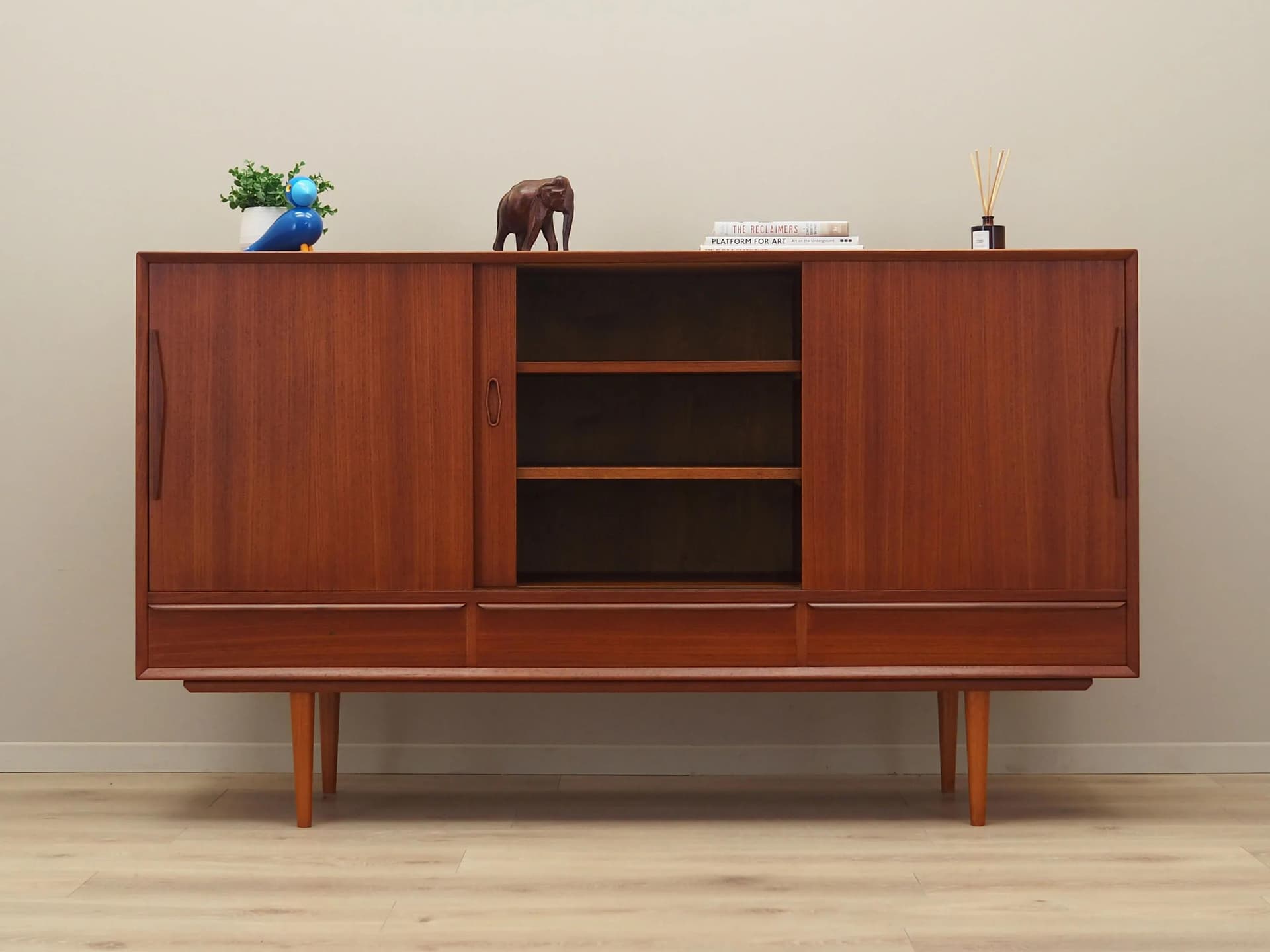 Highboard, teak brązowy, Dania, lata 60. - 30122