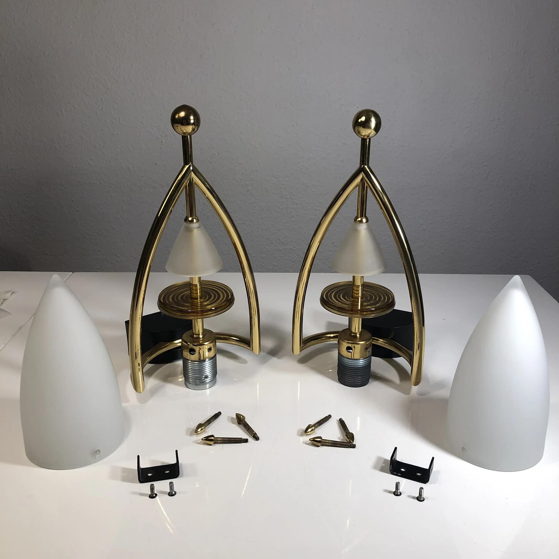 Pair of wall sconces Space Age, gilded brass, glass, Germany, 1970s. - 30248