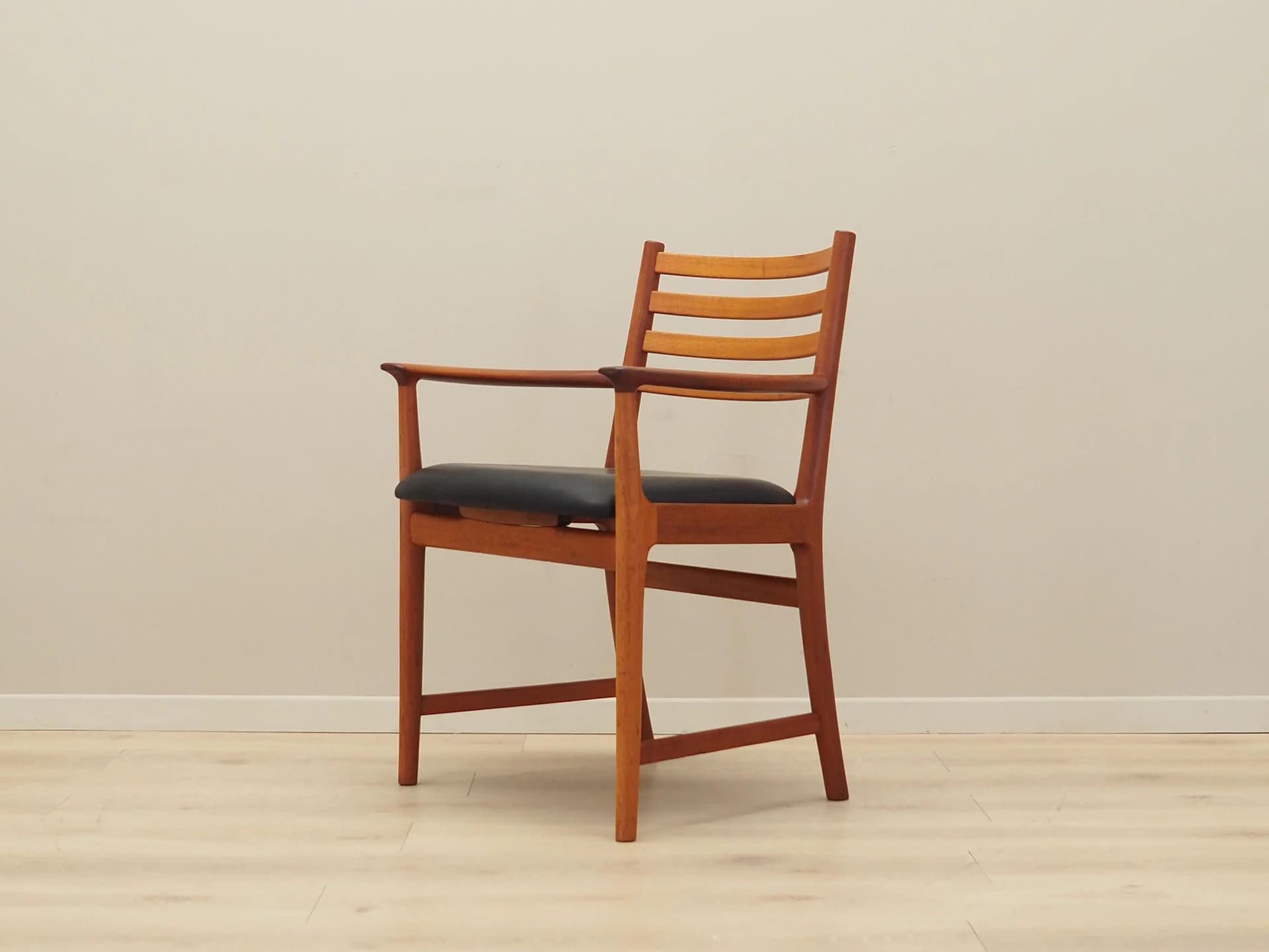 Chair, black leather teak, Denmark, 1970s - 30321