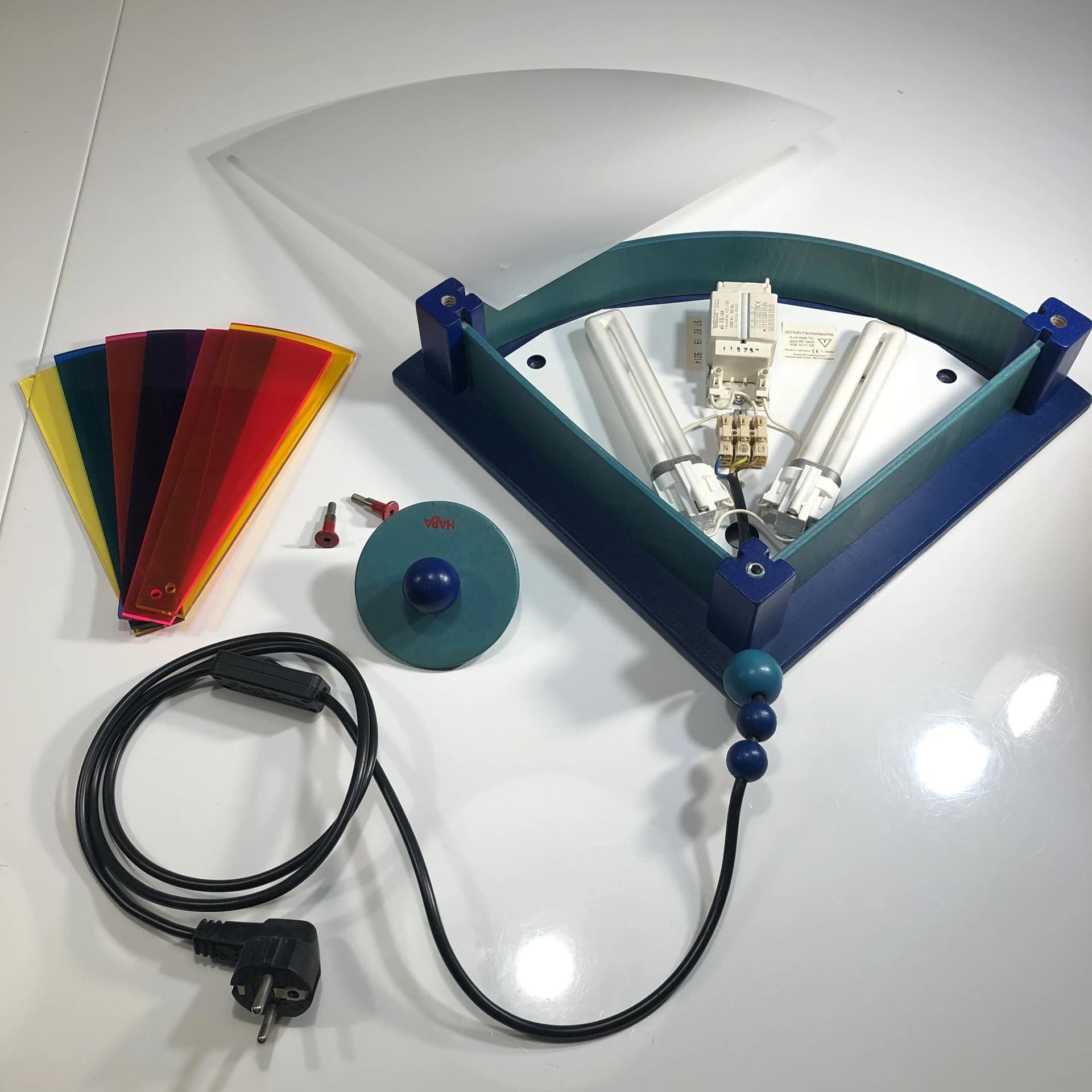 Pair of wall sconces Memphis, multicolor, plywood, plexiglass, Haba, Germany, 1990s - 30403