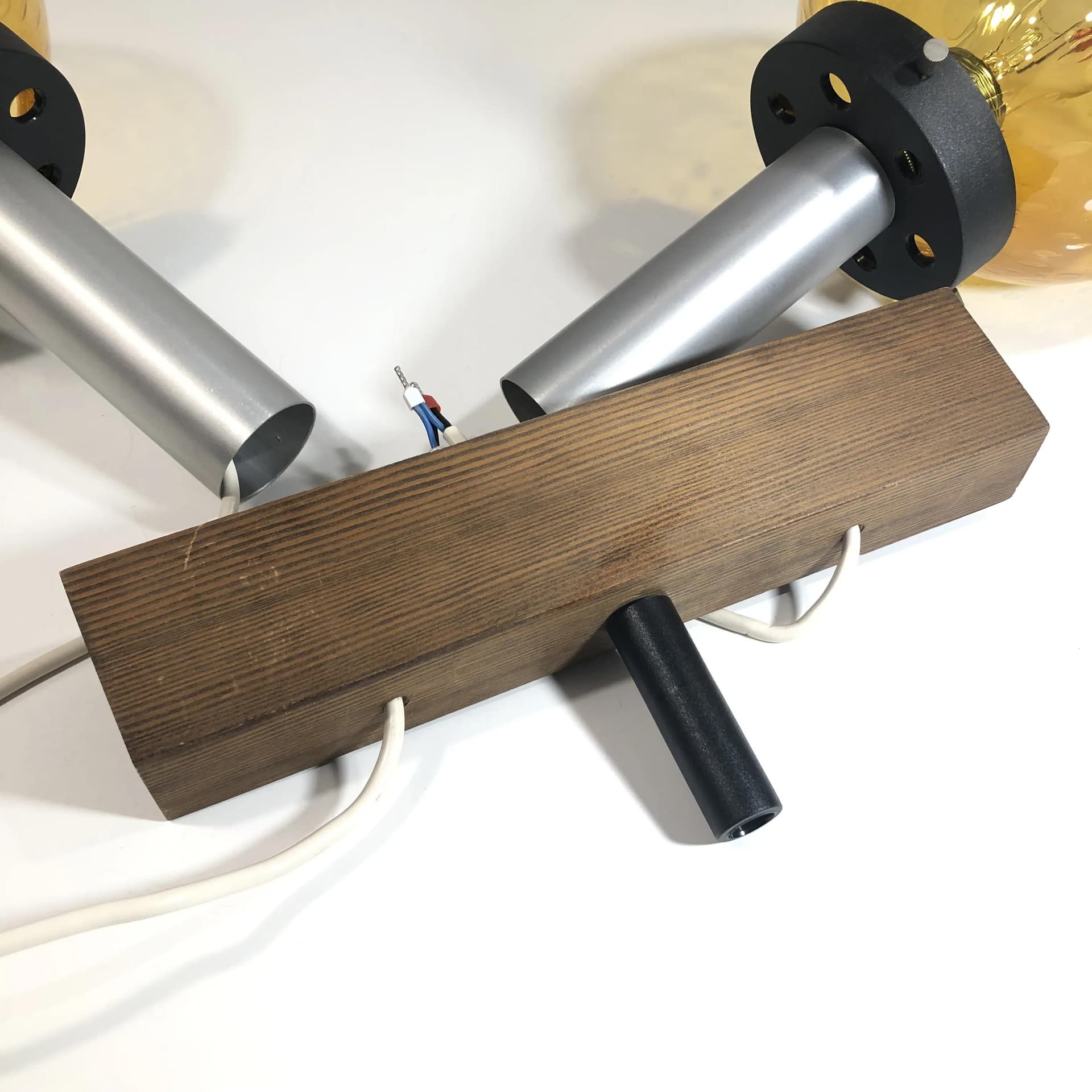 Lampa wisząca, szkło pomarańczowe, aluminium, Polska, lata 70. - 30381