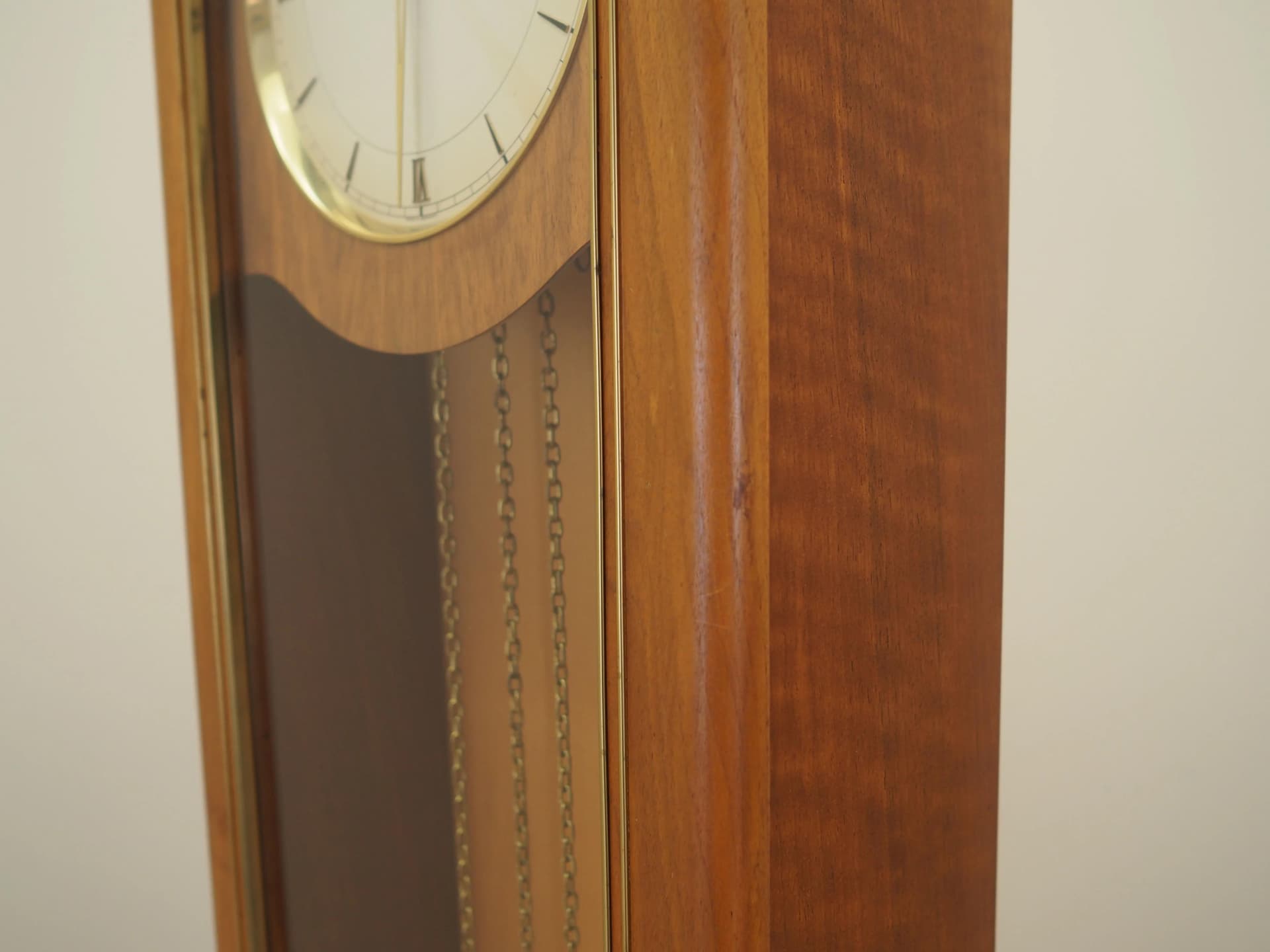 Zegar stojący, fornir brązowy, drewno sosna, Junghans, Niemcy, lata 60. - 30554