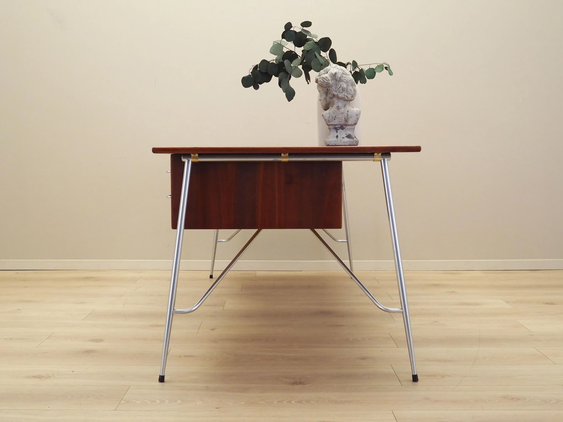 Desk Model 202, brown teak, by B. Mogensen, Søborg Møbelfabrik, Denmark, 1960s. - 30683