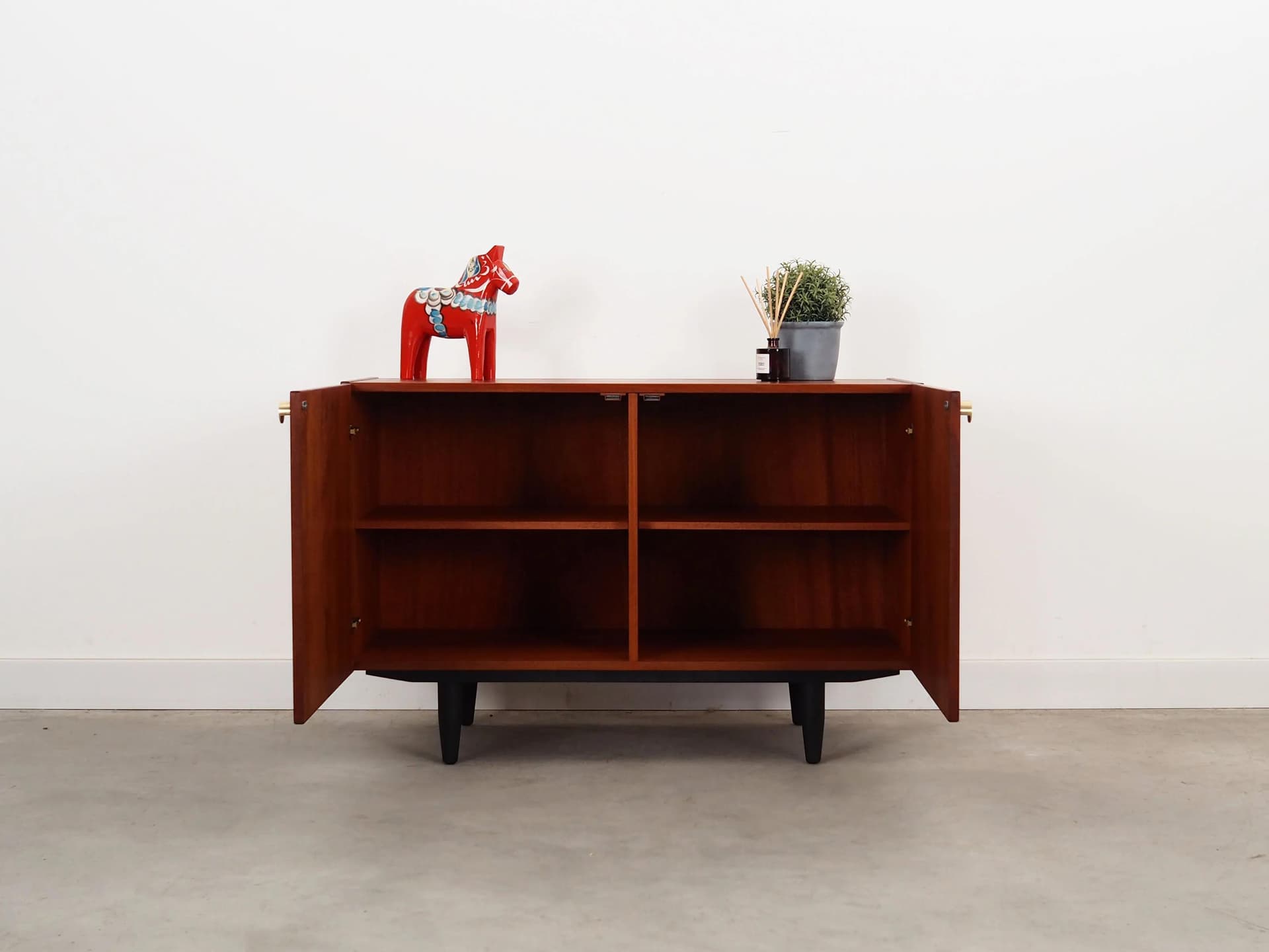 Cabinet, mid-century modern, orange teak, Denmark, 1970s. - 30906