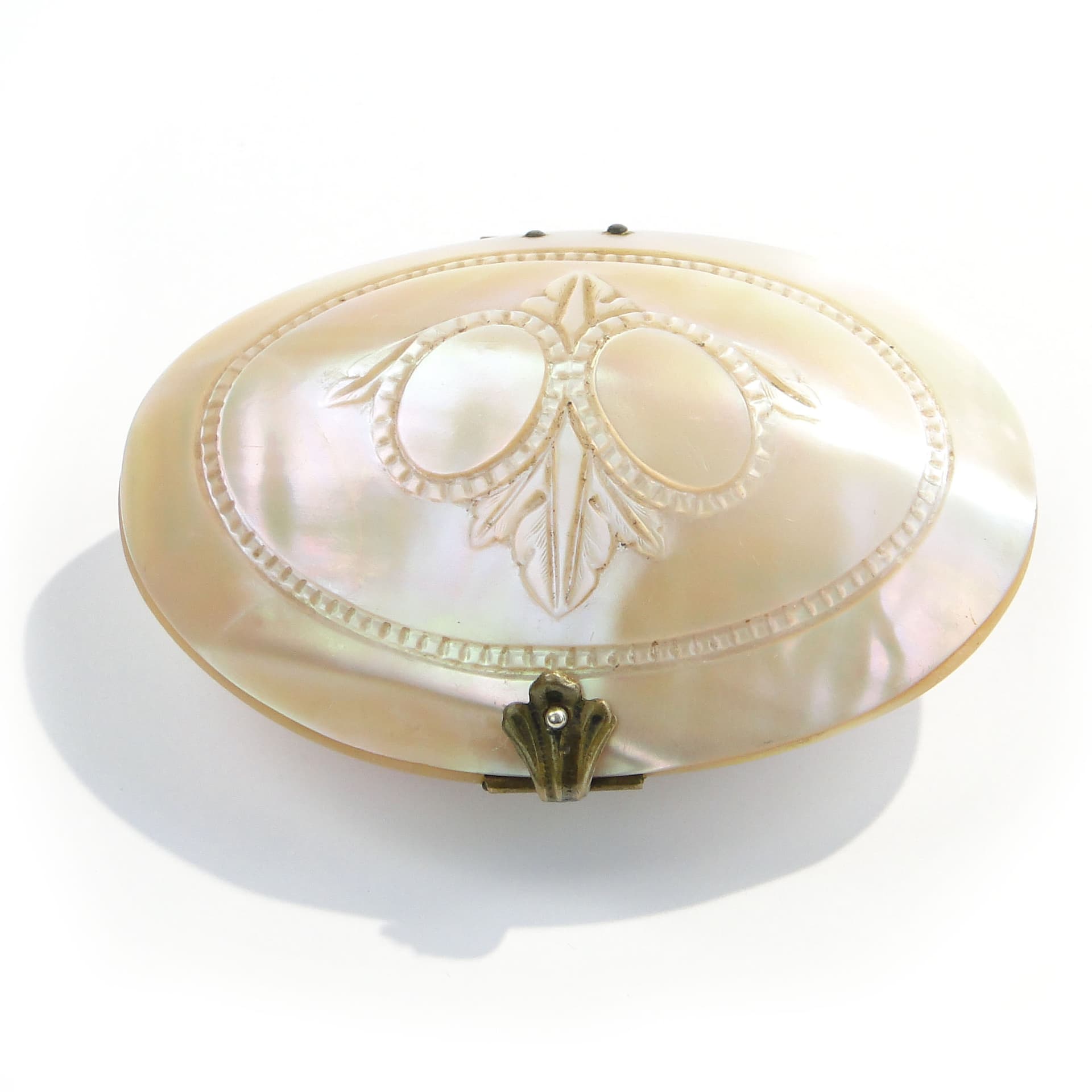 Coin purse Biedermeier, ivory white mother-of-pearl, brass, Austria, 19th c. - 3665