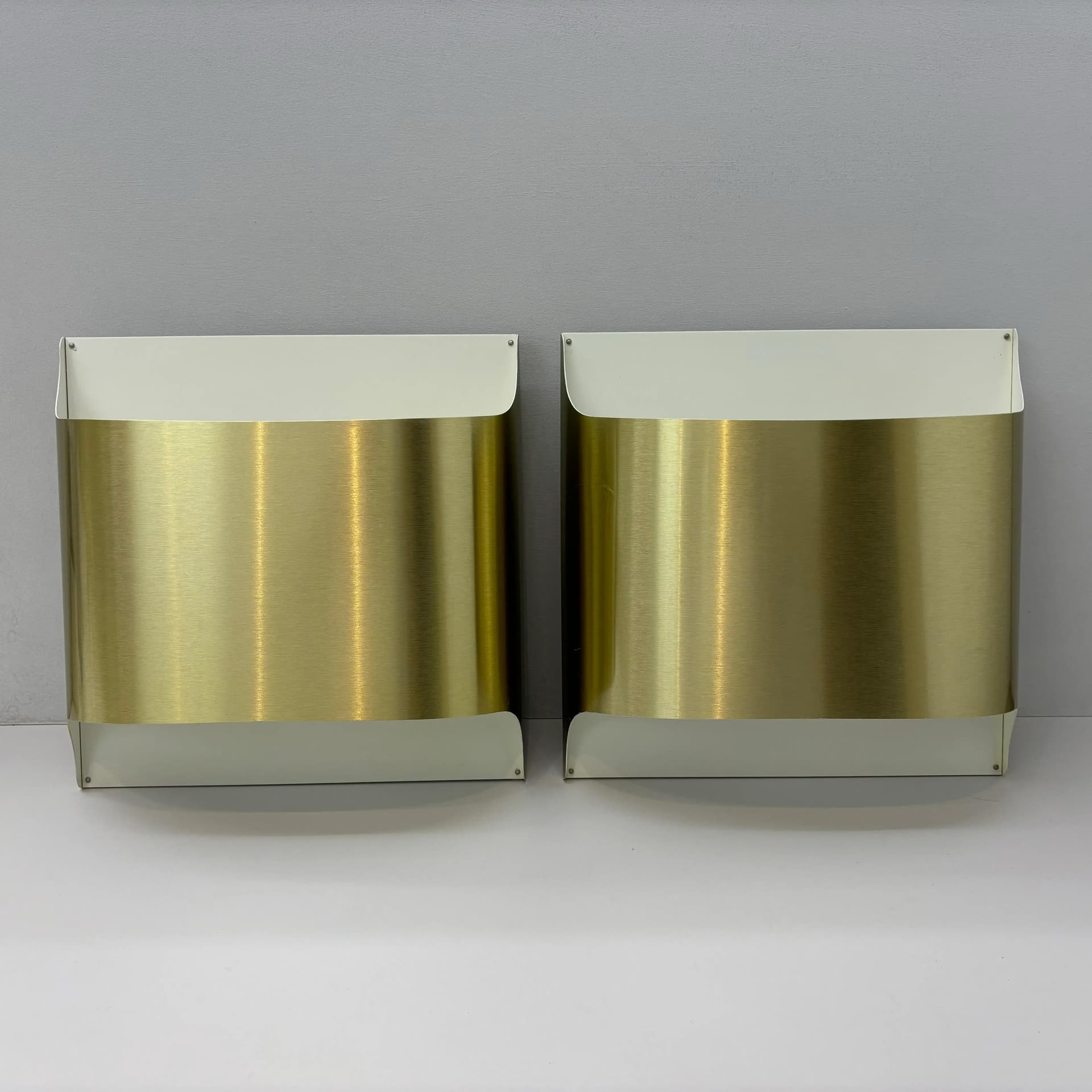 Para kinkietów, aluminium złoty, proj. R. Krüger, D. Witte, Staff Leuchten, Niemcy, lata 70. - 30940