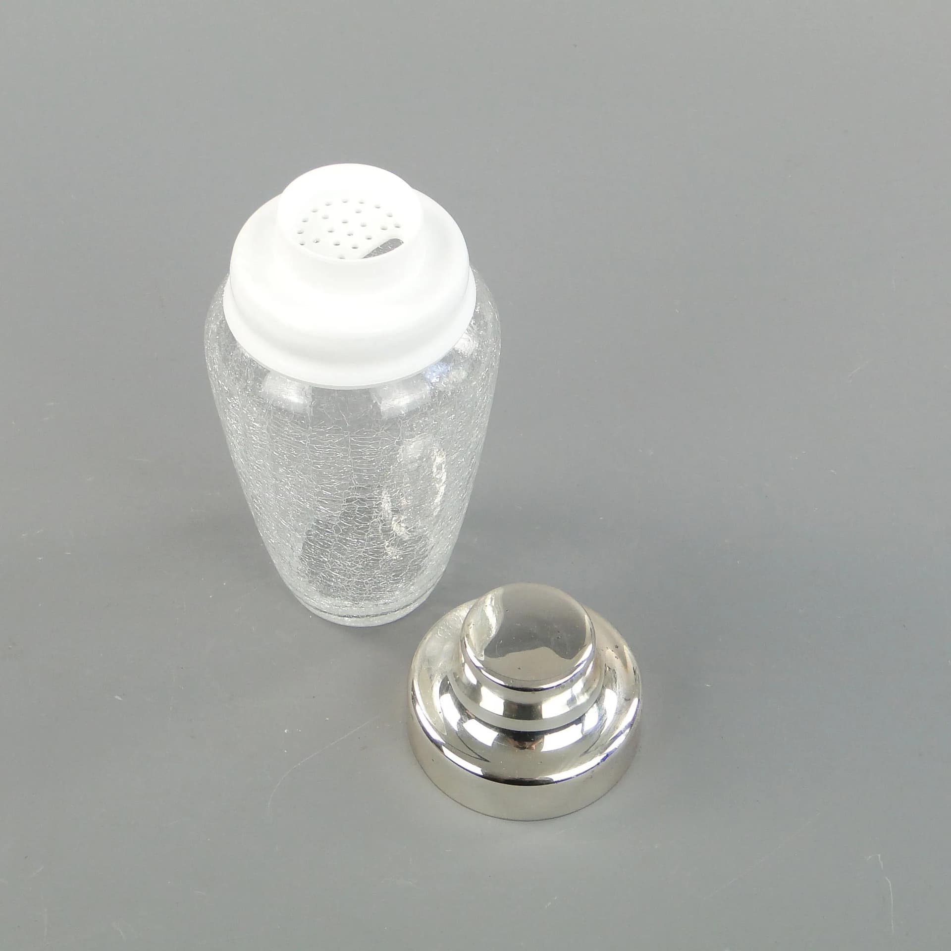 Cocktail shaker, white frosted glass, Poland, 1970s. - 31050