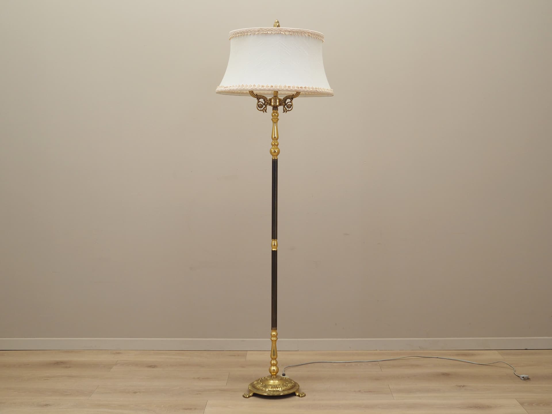 Lampa podłogowa, metal złoty, Dania, lata 70. - 64349