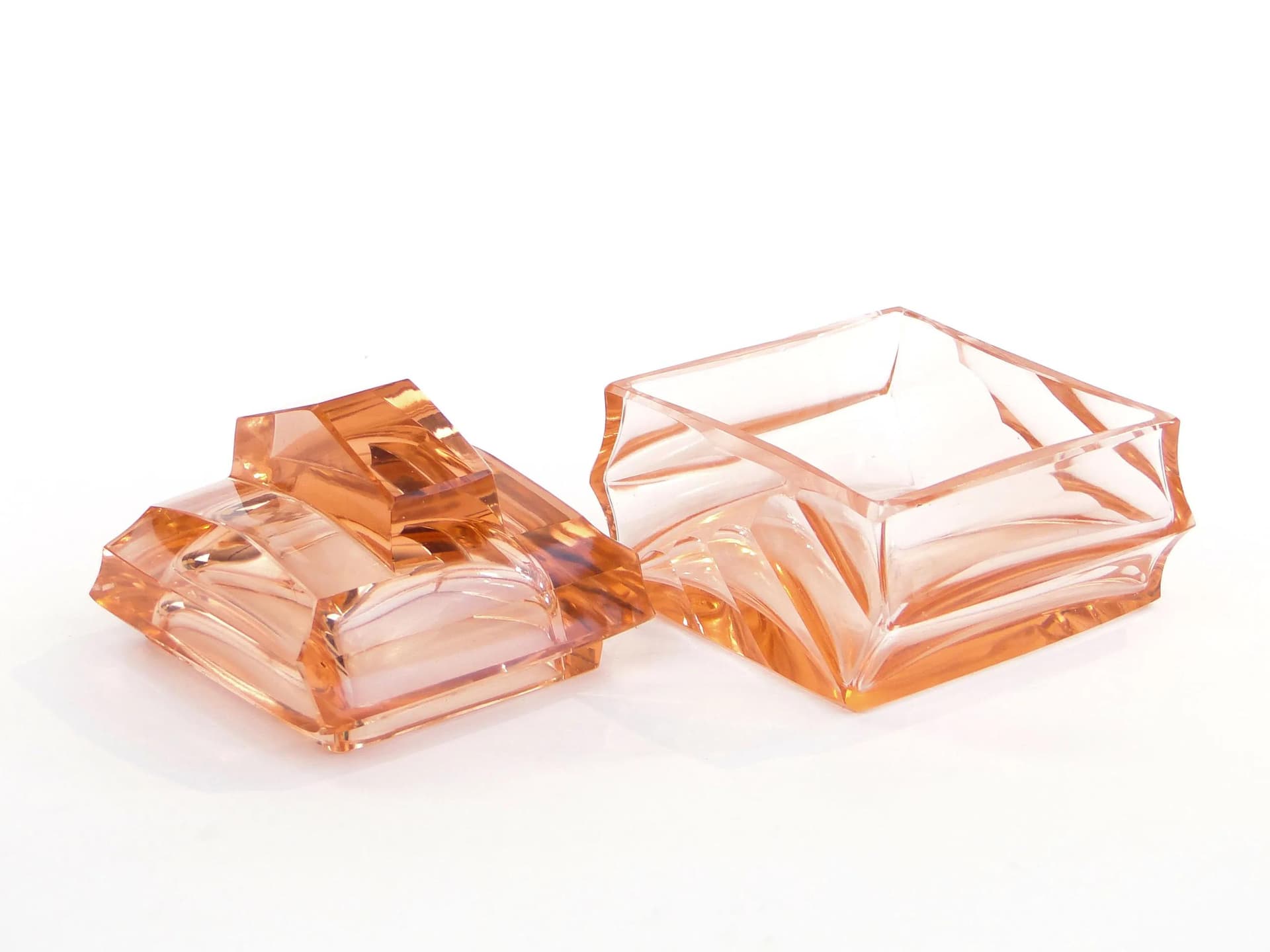 Bonbonniere Art Deco, multicolor crystal, Moser, Czech Republic, 1960s. - 31218